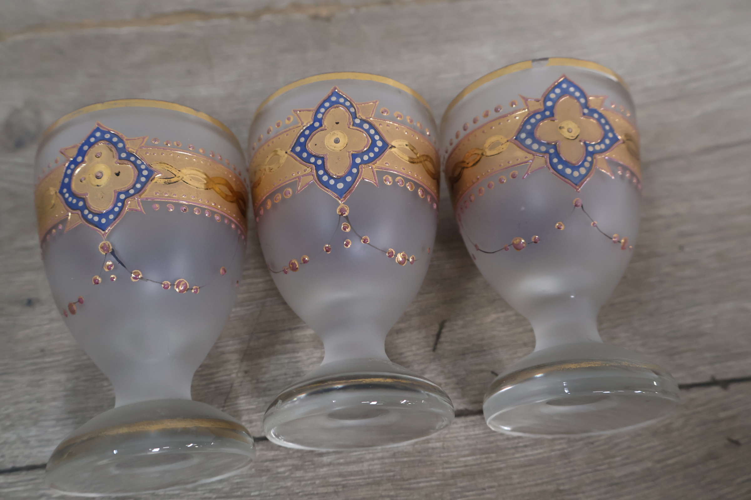 Set van vijf decoratieve likeurglazen' – foto 10 – kavel bij GSD Auctions, Zoeterwoude