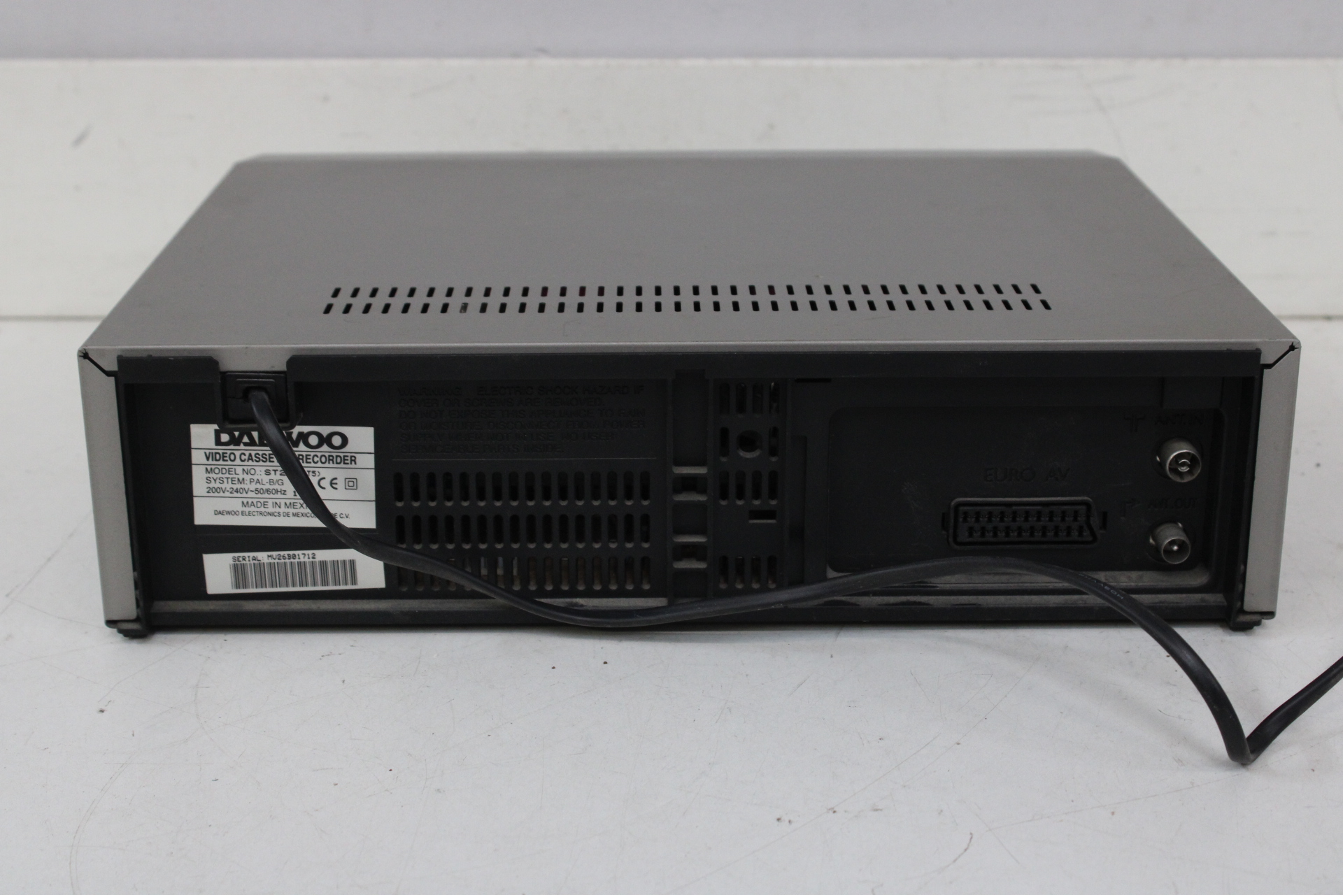 Daewoo VHS videorecorder – foto 6 – kavel bij GSD Auctions, Zoeterwoude