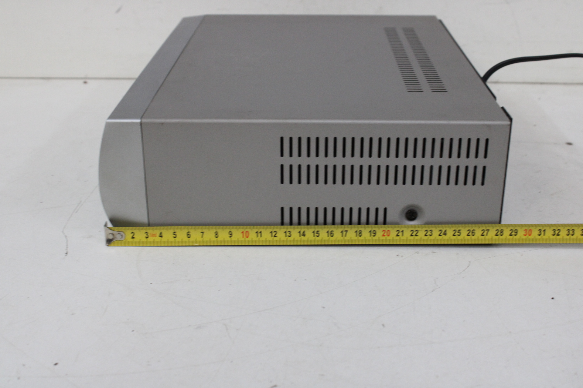 Daewoo VHS videorecorder – foto 8 – kavel bij GSD Auctions, Zoeterwoude
