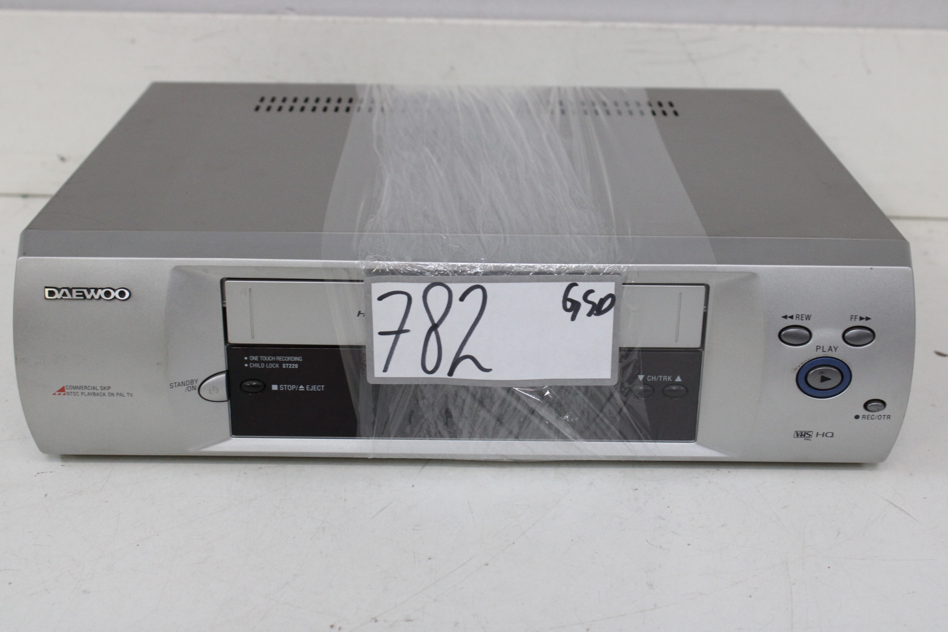 Daewoo VHS videorecorder – foto 10 – kavel bij GSD Auctions, Zoeterwoude