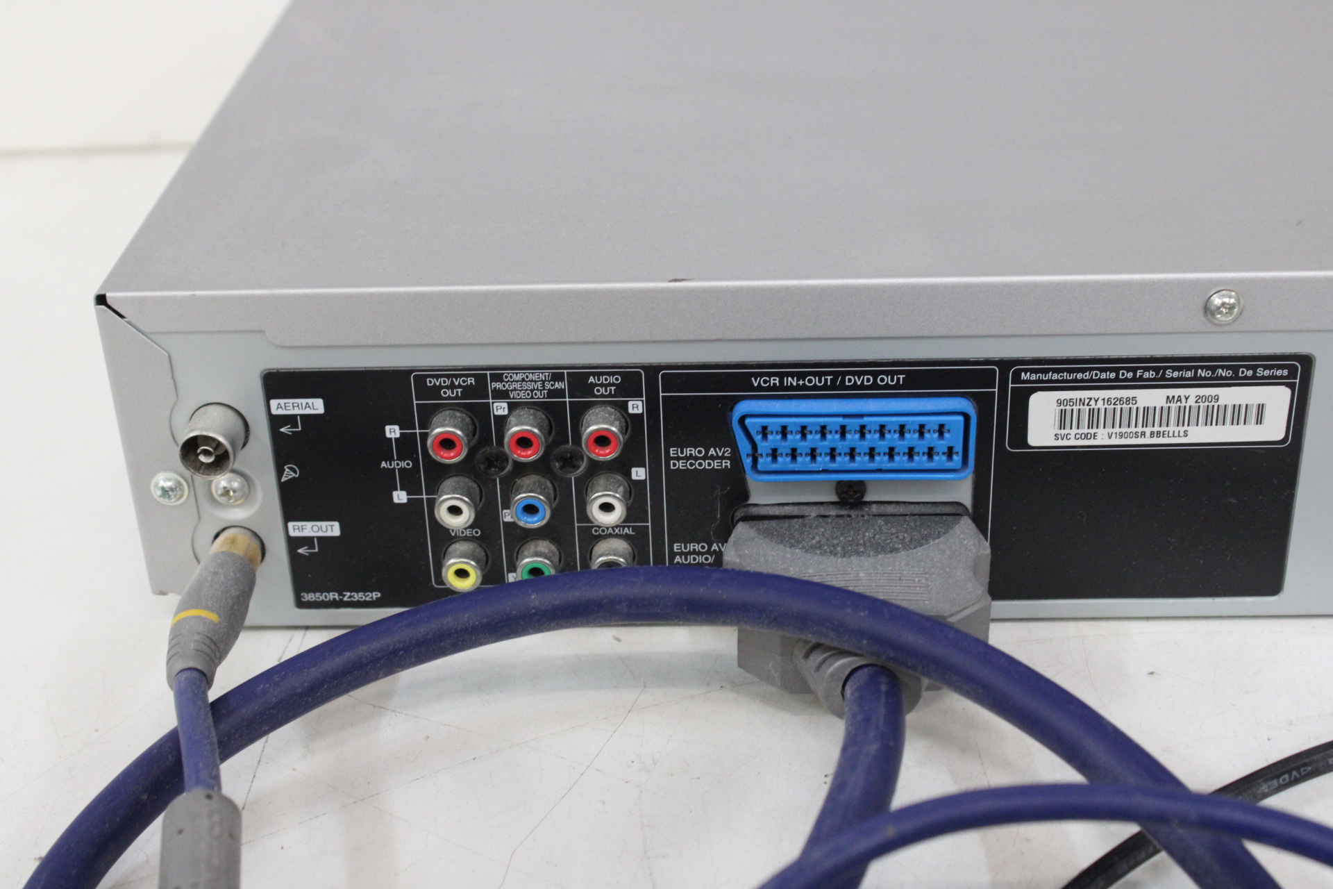LG DVD speler en videocassette recorder V290 – foto 8 – kavel bij GSD Auctions, Zoeterwoude