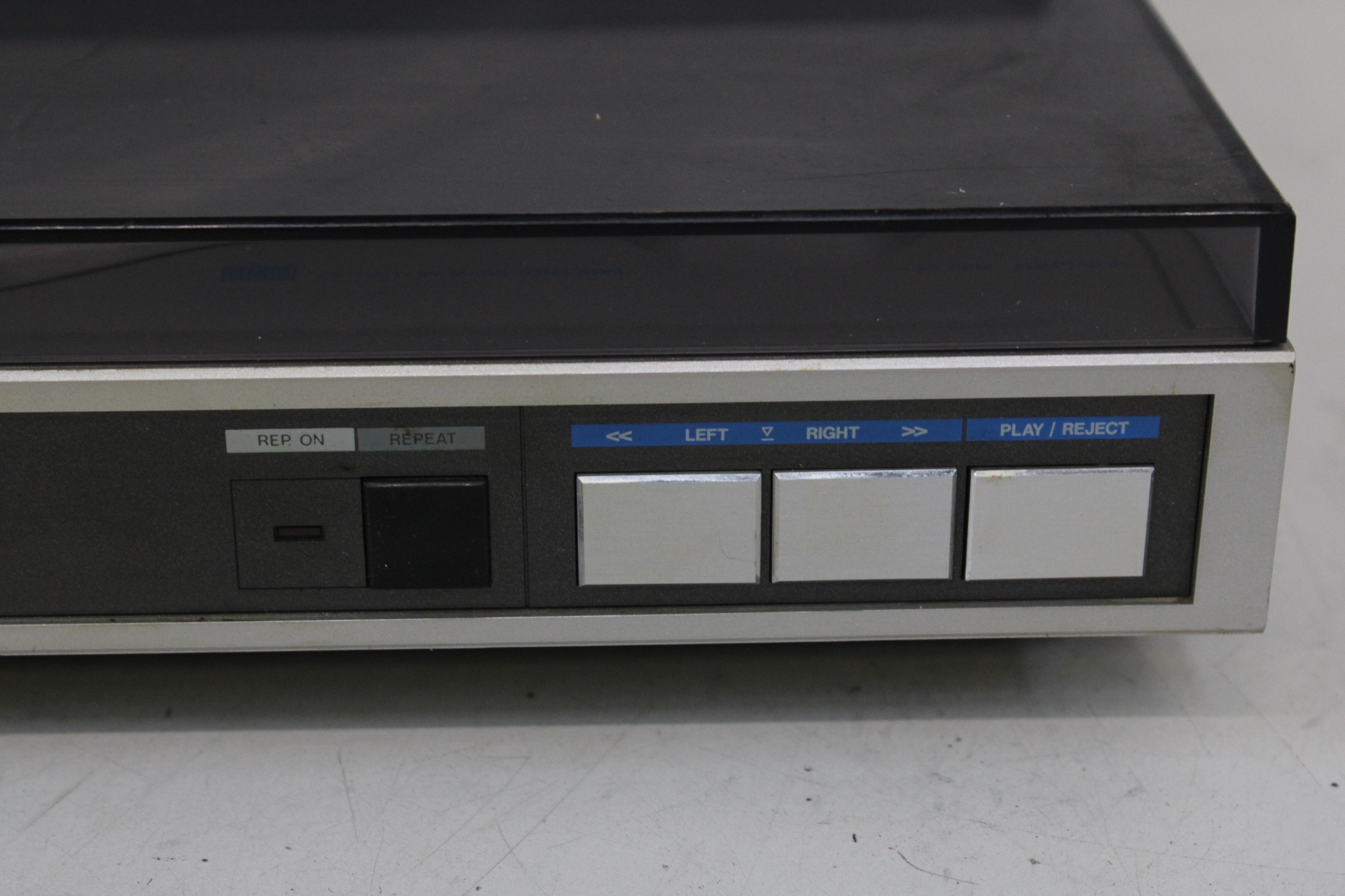Philips FP 146 Linear Tracking Turntable – foto 5 – kavel bij GSD Auctions, Zoeterwoude