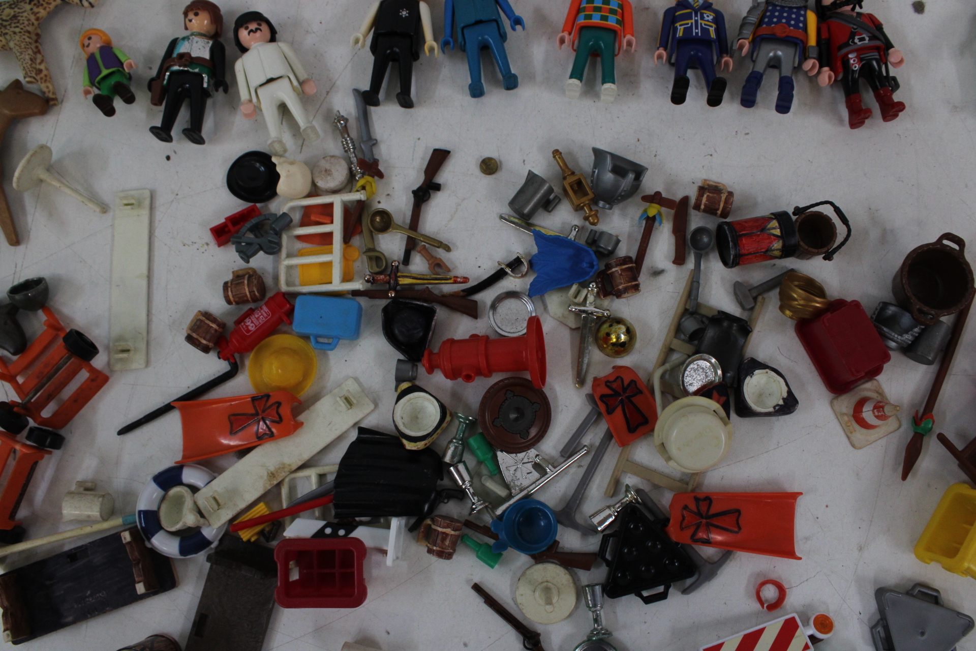 Set Playmobil figuren, dieren en accessoires – foto 8 – kavel bij GSD Auctions, Zoeterwoude