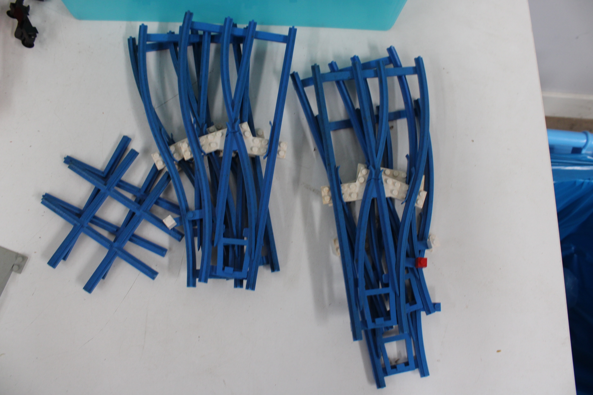 Verzameling Lego met Treinrails – foto 3 – kavel bij GSD Auctions, Zoeterwoude