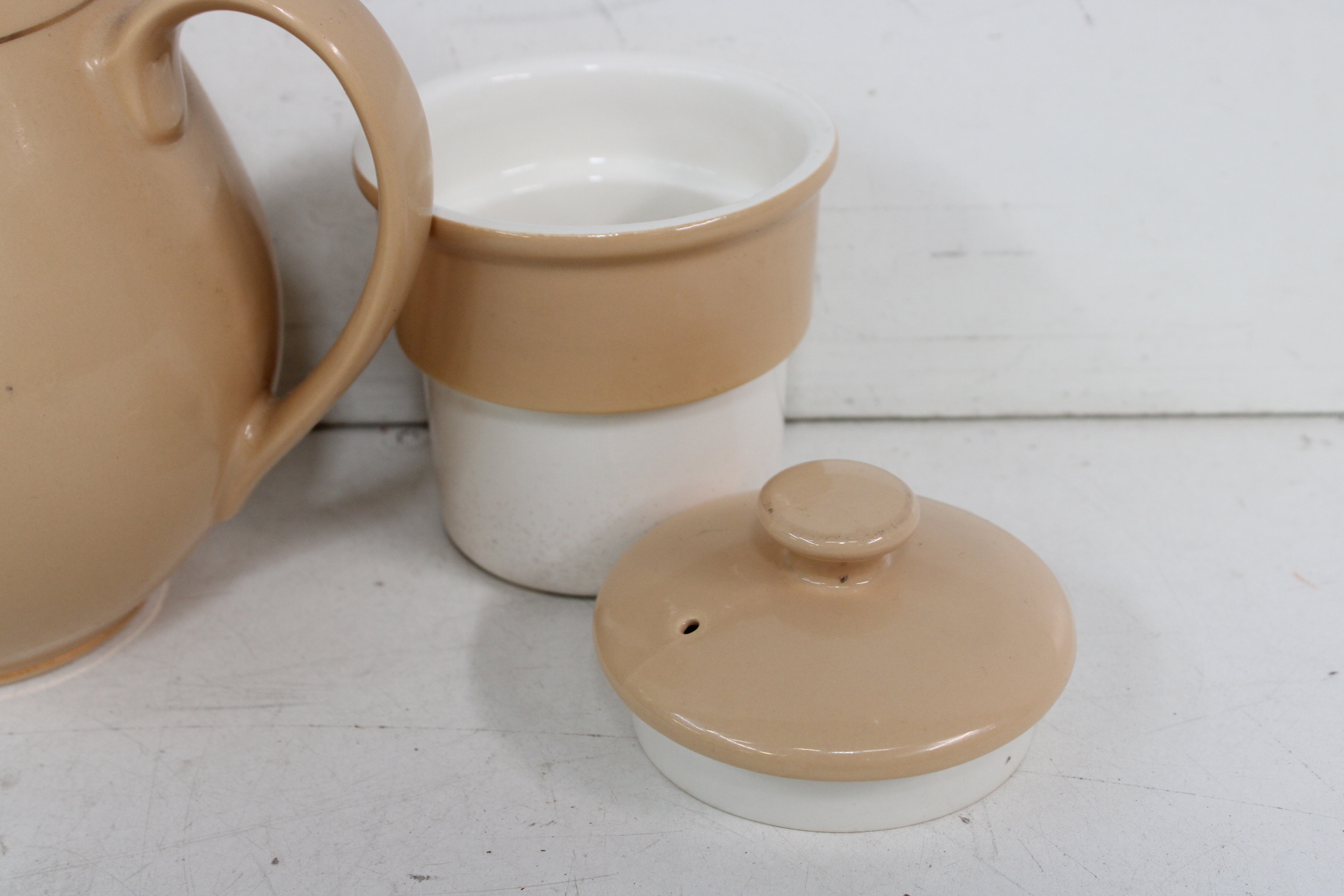 Douwe Egberts theepot – foto 5 – kavel bij GSD Auctions, Zoeterwoude