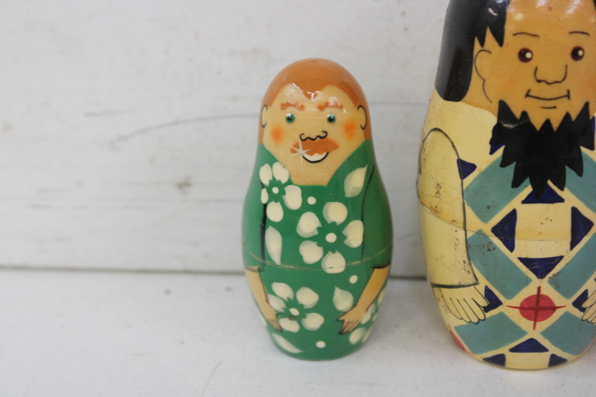 Set van vier matroesjka poppen – foto 3 – kavel bij GSD Auctions, Zoeterwoude