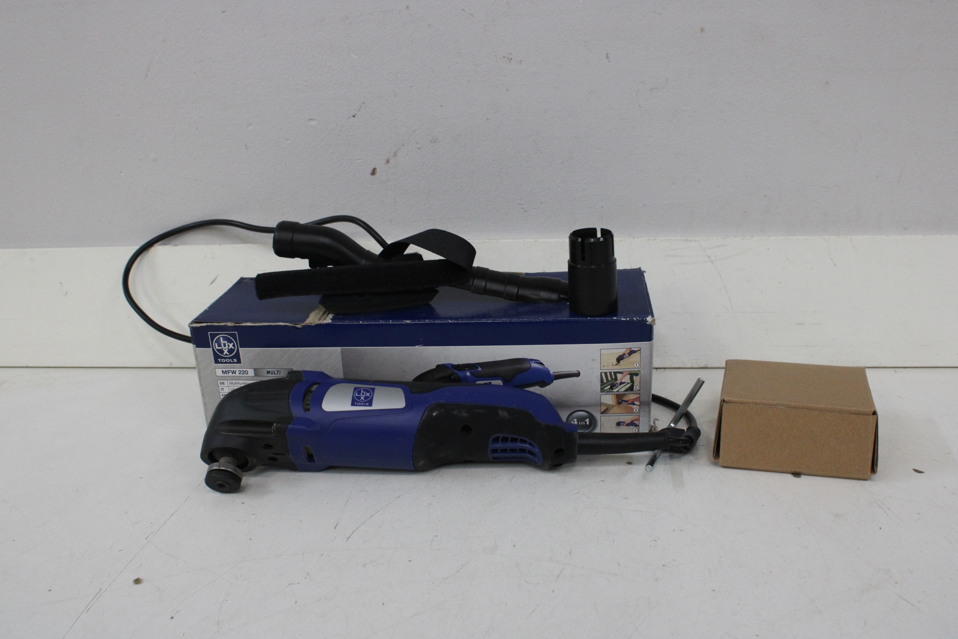 Lux Tools MFW 220 Multifunctionele elektrische apparaat – foto 2 – kavel bij GSD Auctions, Zoeterwoude