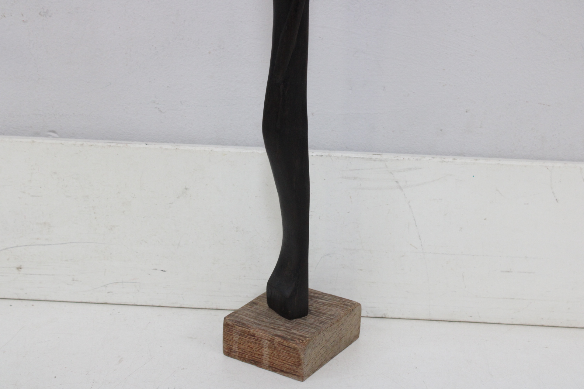 Set van 4 Afrikaanse houten beelden – foto 10 – kavel bij GSD Auctions, Zoeterwoude