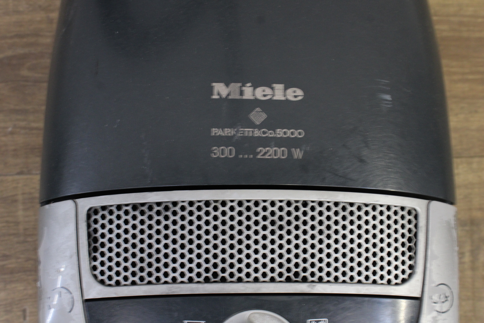 Miele Parkett&Co 5000 stofzuiger – foto 7 – kavel bij GSD Auctions, Zoeterwoude
