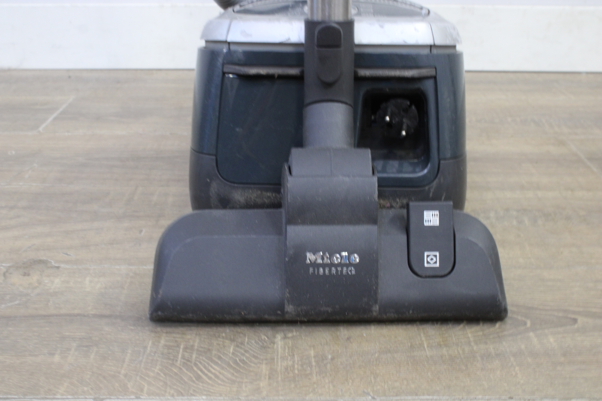 Miele Parkett&Co 5000 stofzuiger – foto 8 – kavel bij GSD Auctions, Zoeterwoude
