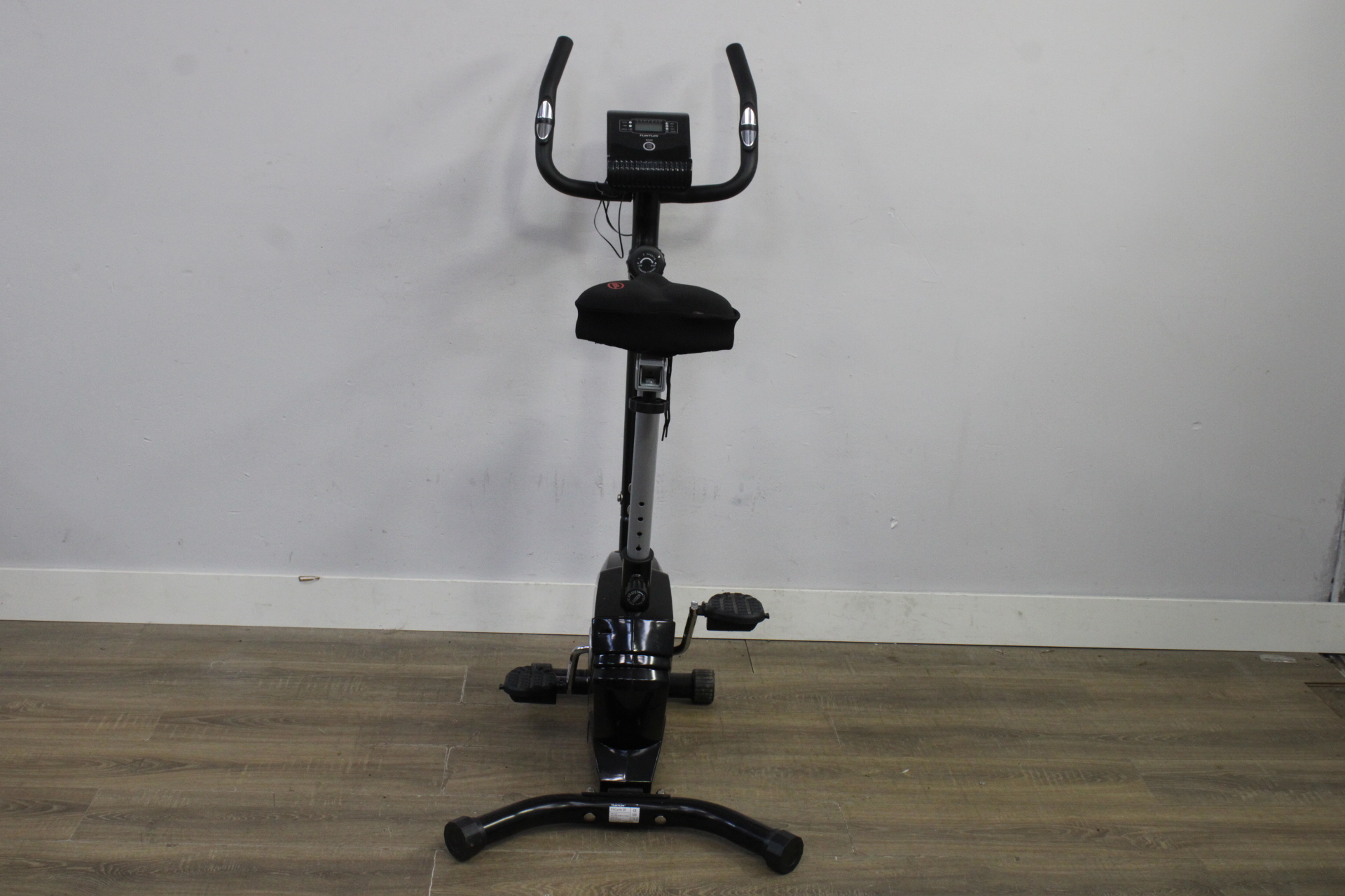 Tunturi Cardio Fit 20 Hometrainer – foto 7 – kavel bij GSD Auctions, Zoeterwoude