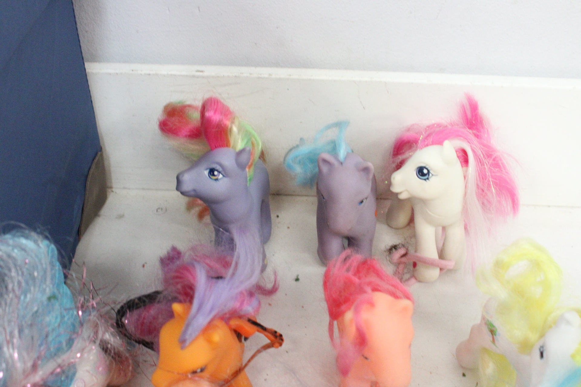 Verzameling My Little Pony figuren met accessoires – foto 5 – kavel bij GSD Auctions, Zoeterwoude