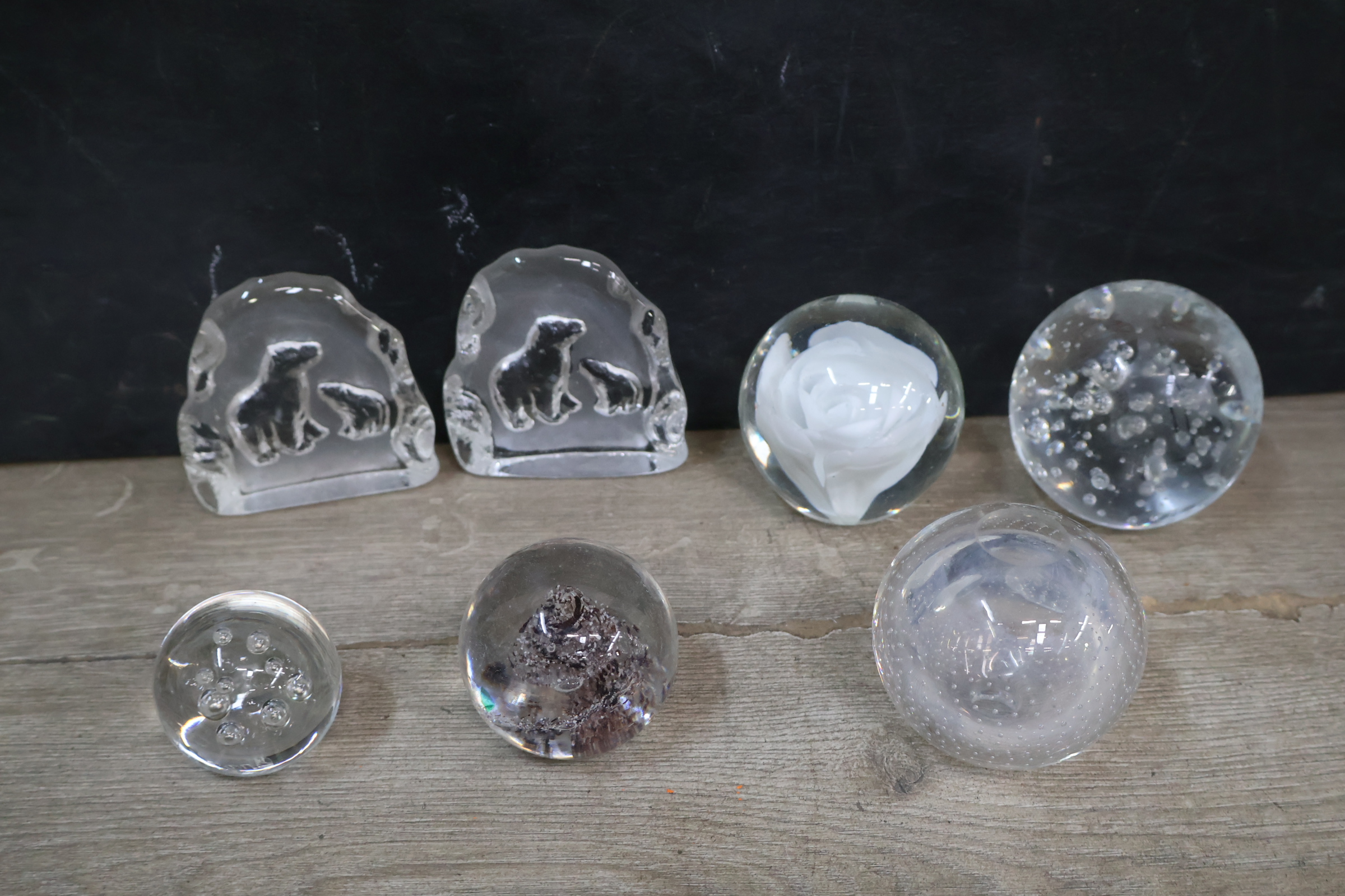Set glasobjecten en papiergewichten – foto 3 – kavel bij GSD Auctions, Zoeterwoude