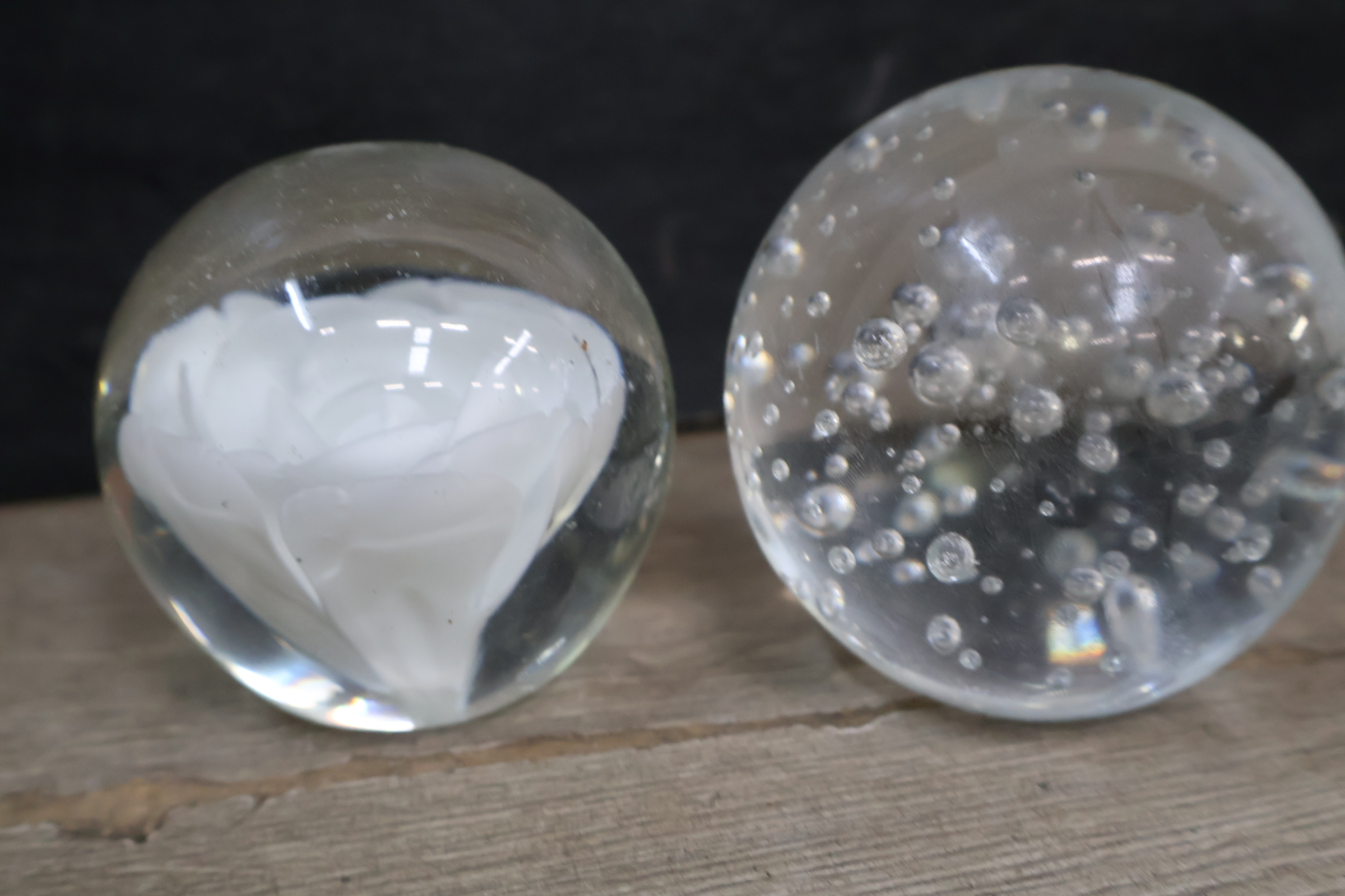 Set glasobjecten en papiergewichten – foto 9 – kavel bij GSD Auctions, Zoeterwoude
