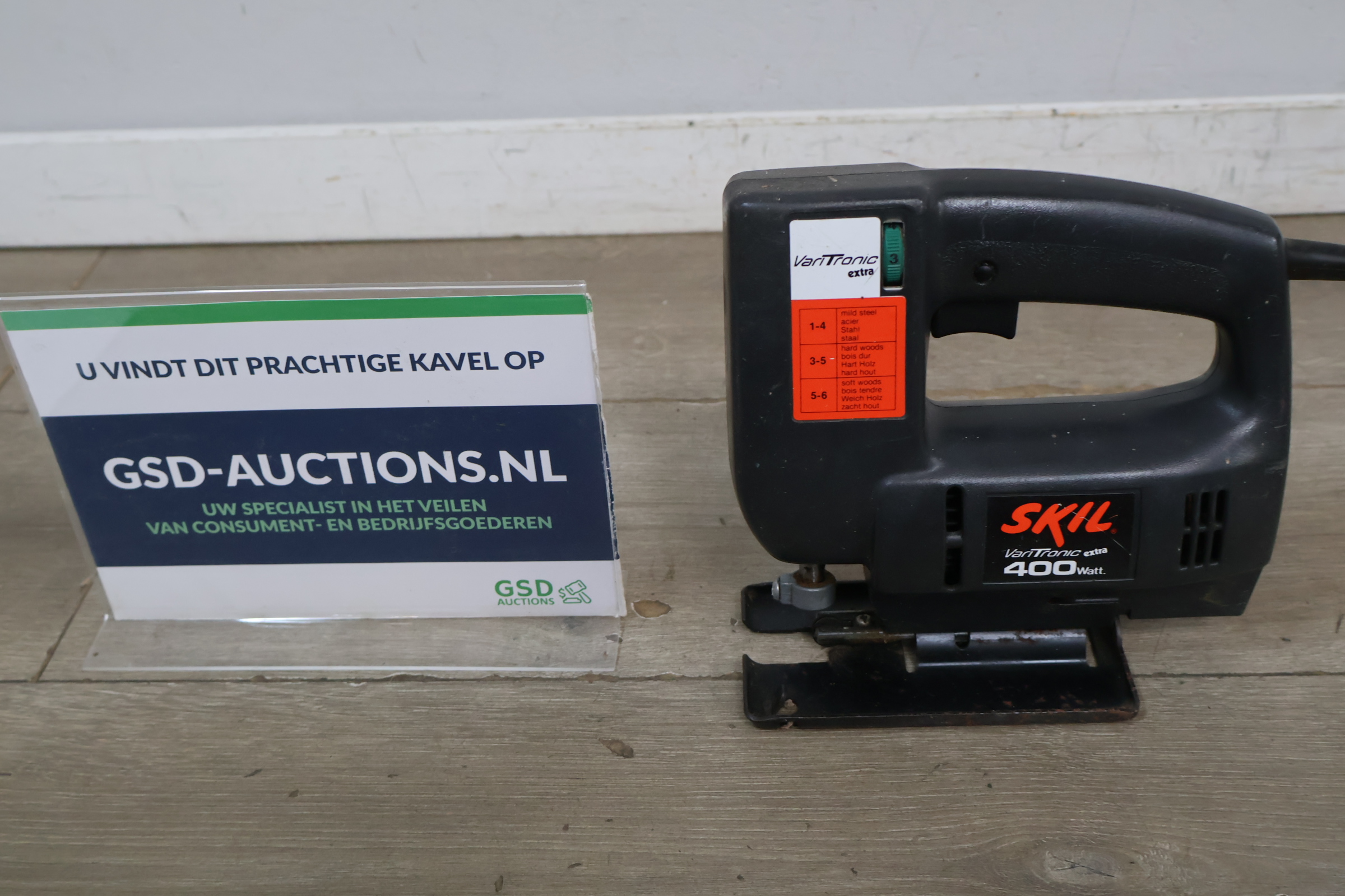 Skil VarTronic extra 400 Watt decoupeerzaag – foto 2 – kavel bij GSD Auctions, Zoeterwoude
