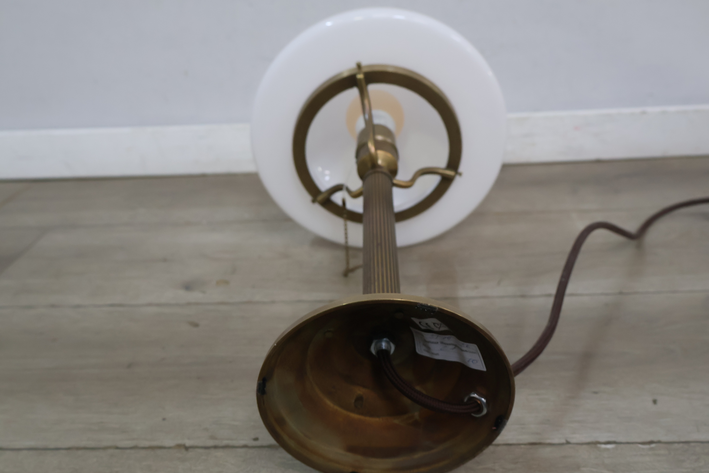 Klassieke messing tafellamp – foto 8 – kavel bij GSD Auctions, Zoeterwoude