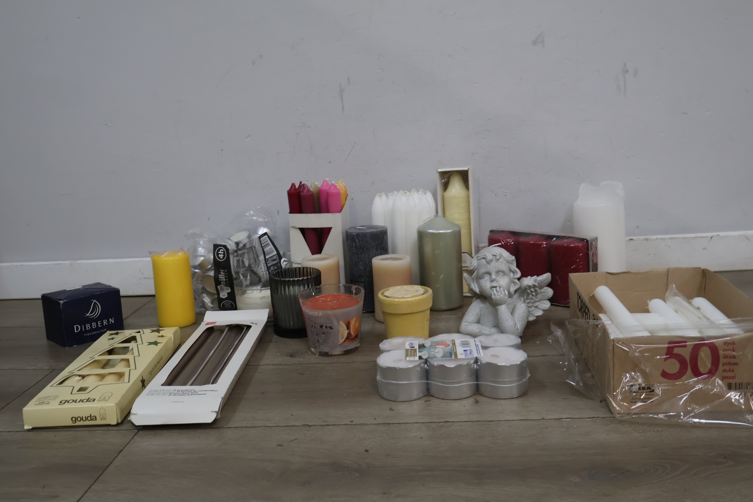 Grote verzameling Kaarsen – foto 5 – kavel bij GSD Auctions, Zoeterwoude