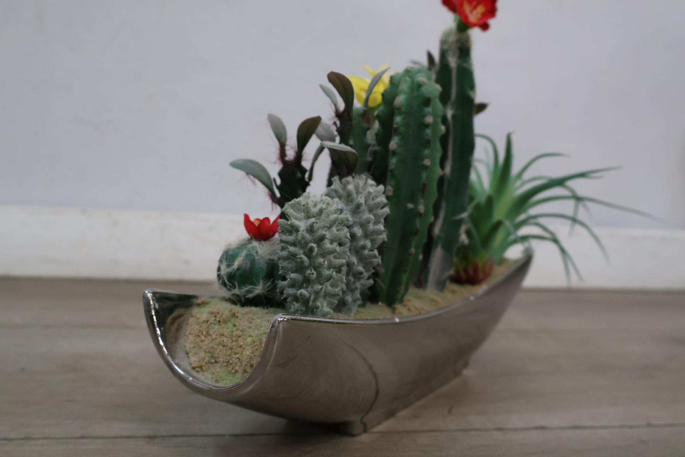 Decoratief kunstplant arrangement – foto 5 – kavel bij GSD Auctions, Zoeterwoude