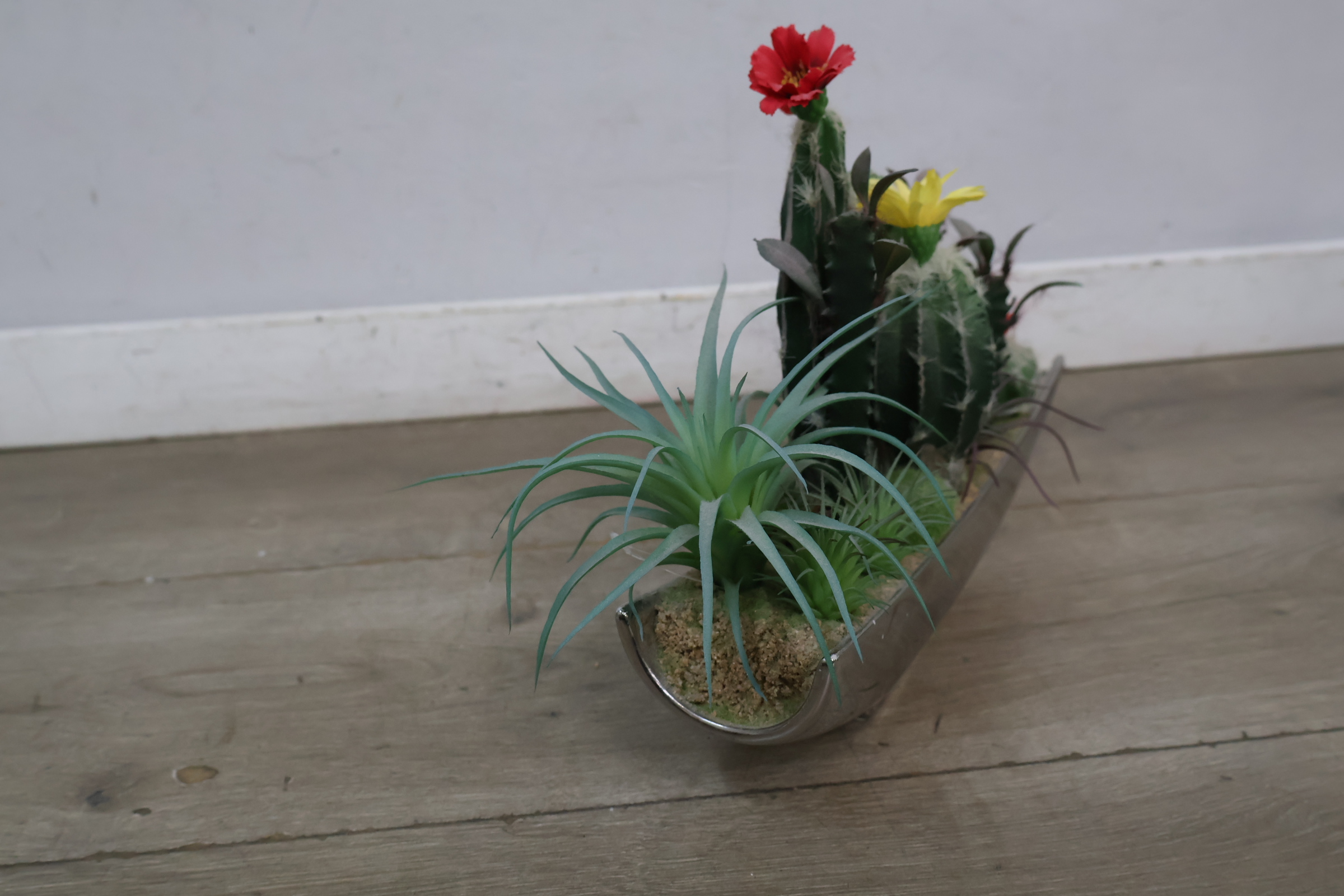 Decoratief kunstplant arrangement – foto 10 – kavel bij GSD Auctions, Zoeterwoude