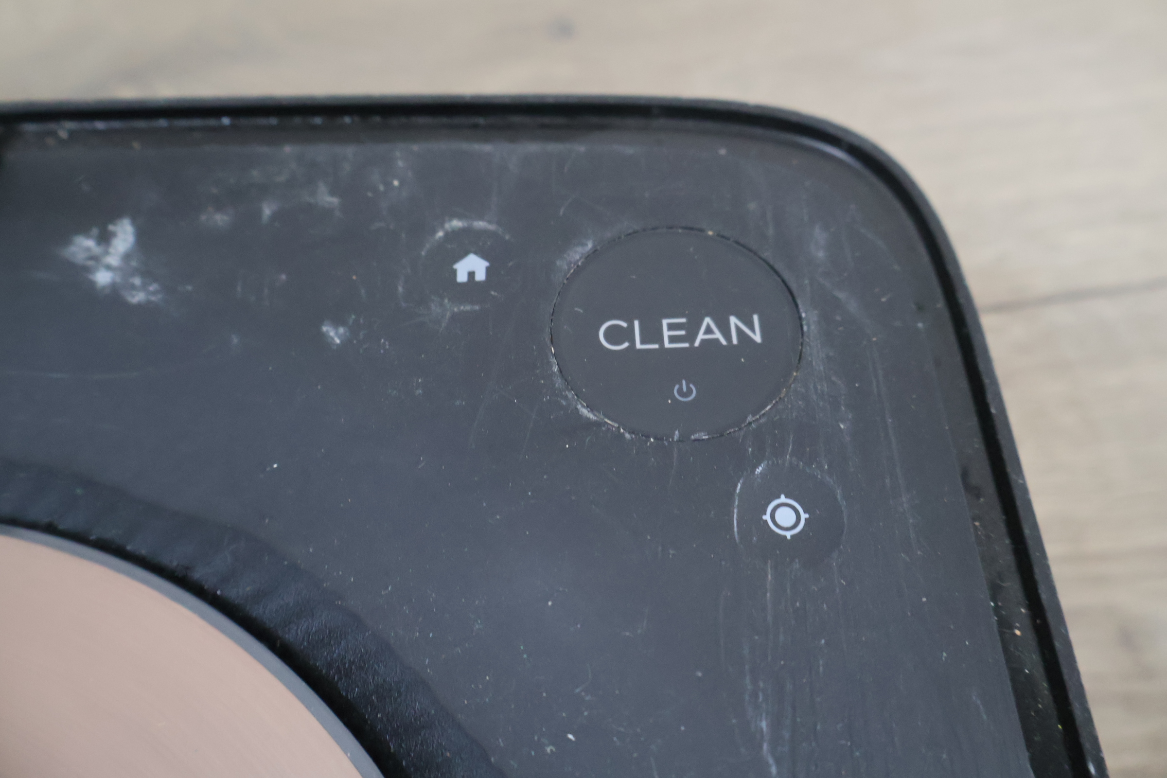 iRobot Roomba robotstofzuiger met oplaadstation – foto 9 – kavel bij GSD Auctions, Zoeterwoude
