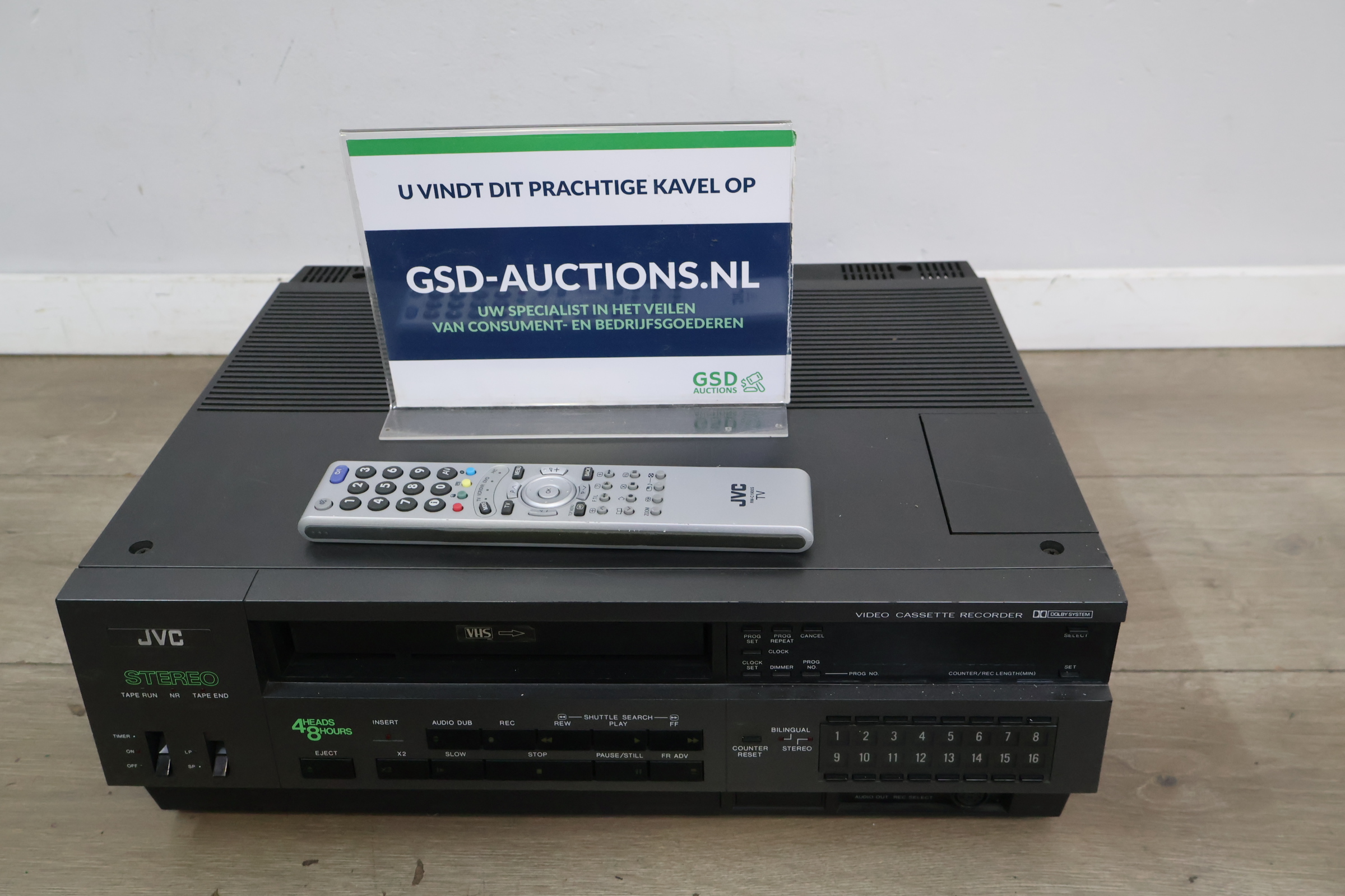 JVC Stereo VHS Video Cassette Recorder – foto 3 – kavel bij GSD Auctions, Zoeterwoude