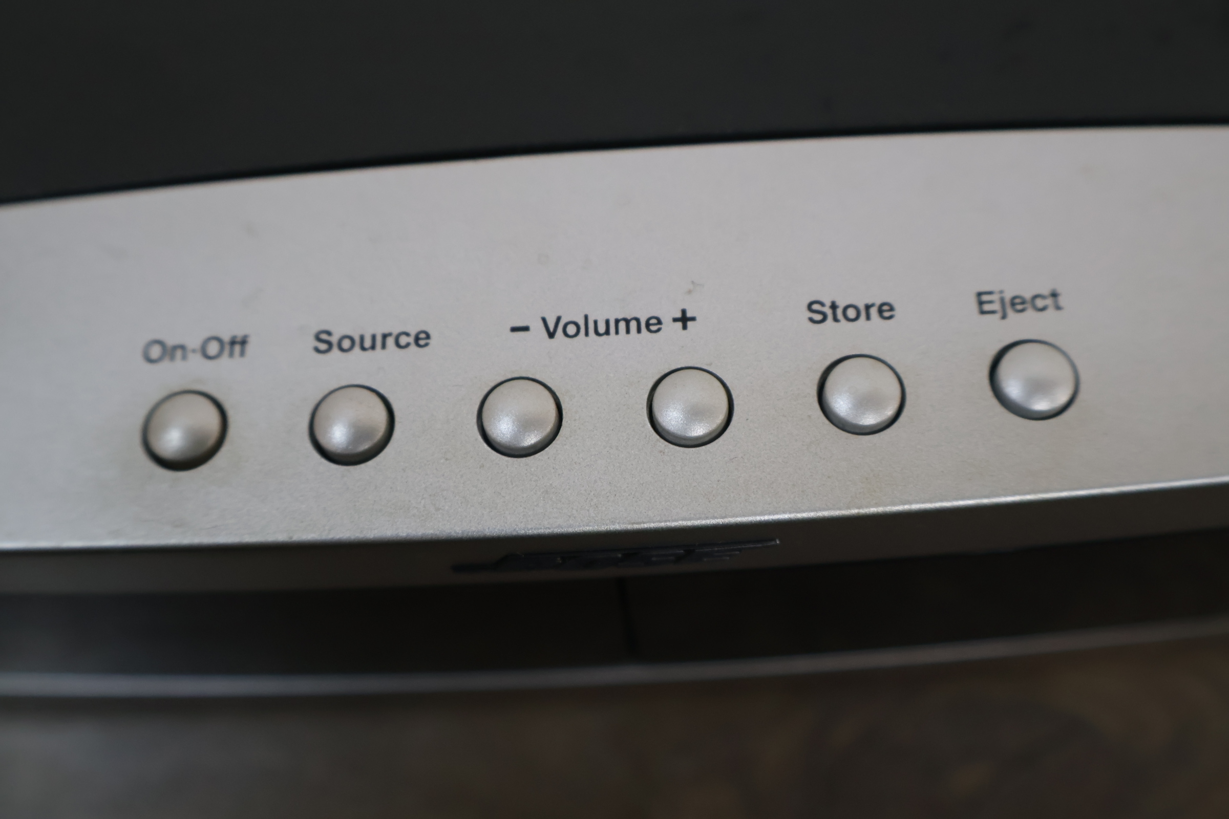 Bose audio speler – foto 9 – kavel bij GSD Auctions, Zoeterwoude