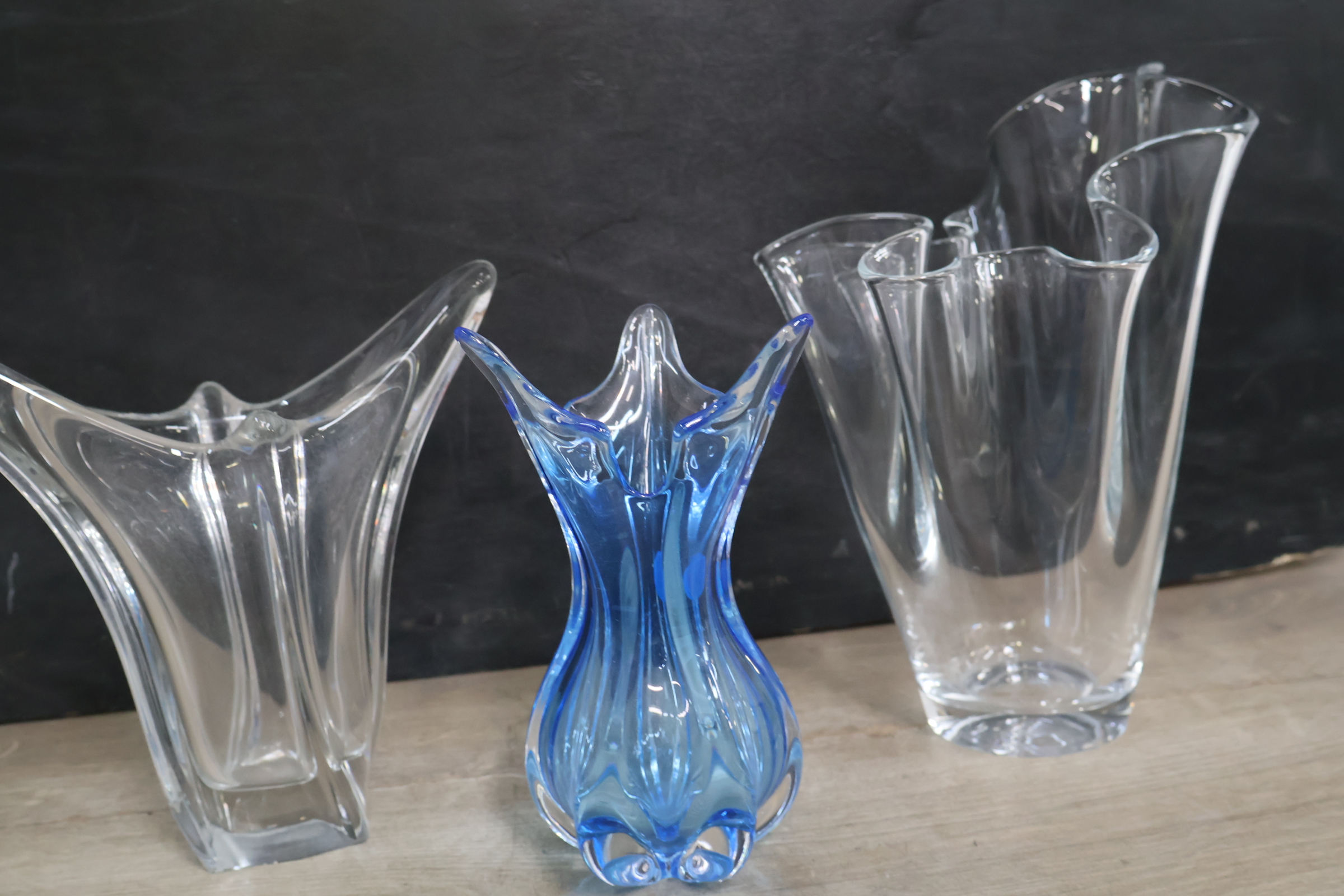 Set van drie vazen – foto 4 – kavel bij GSD Auctions, Zoeterwoude