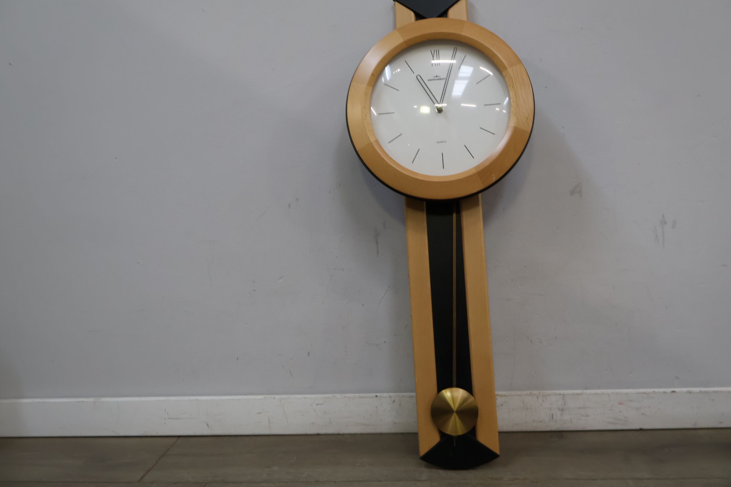 Commodoor Wandklok – foto 3 – kavel bij GSD Auctions, Zoeterwoude