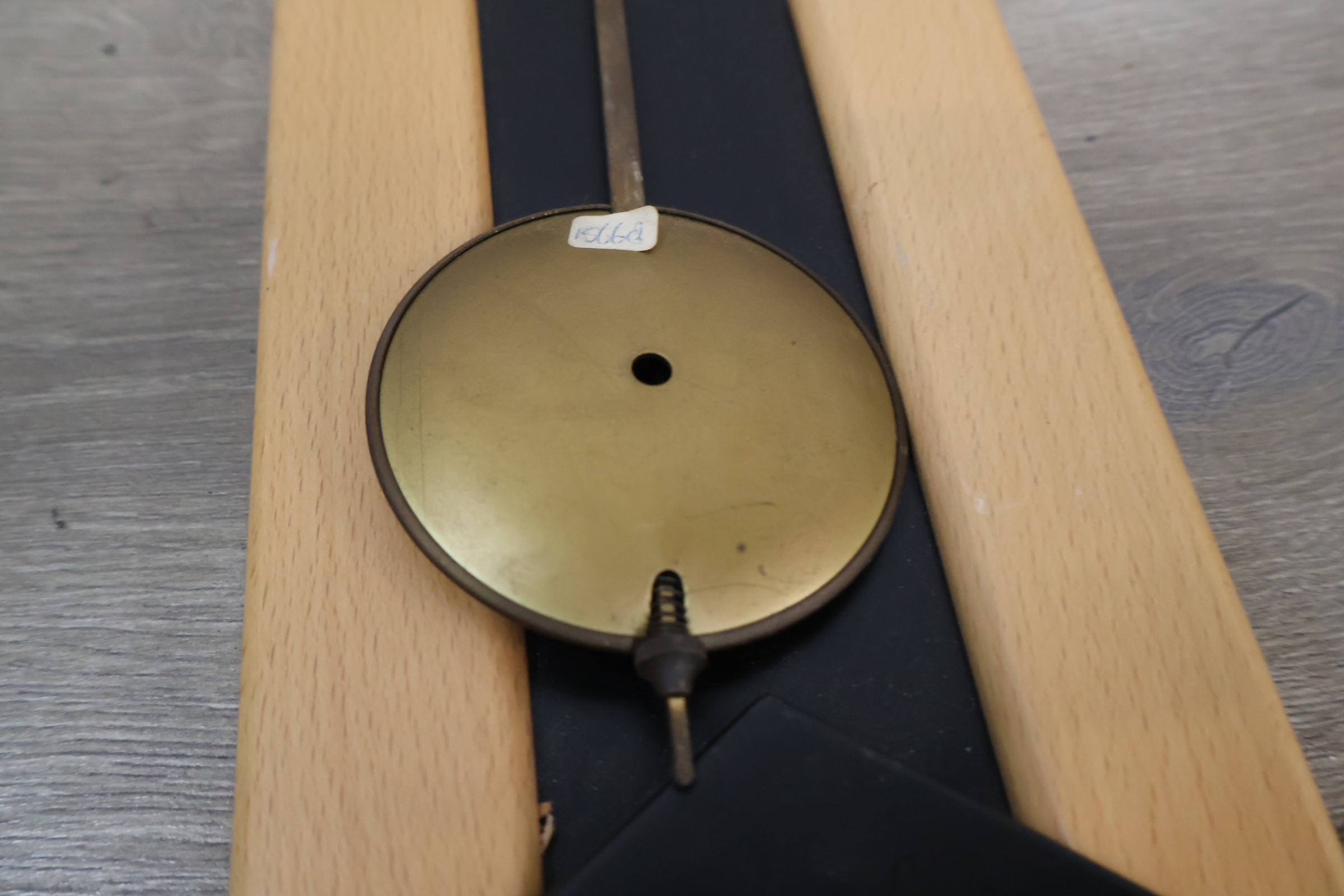 Commodoor Wandklok – foto 9 – kavel bij GSD Auctions, Zoeterwoude