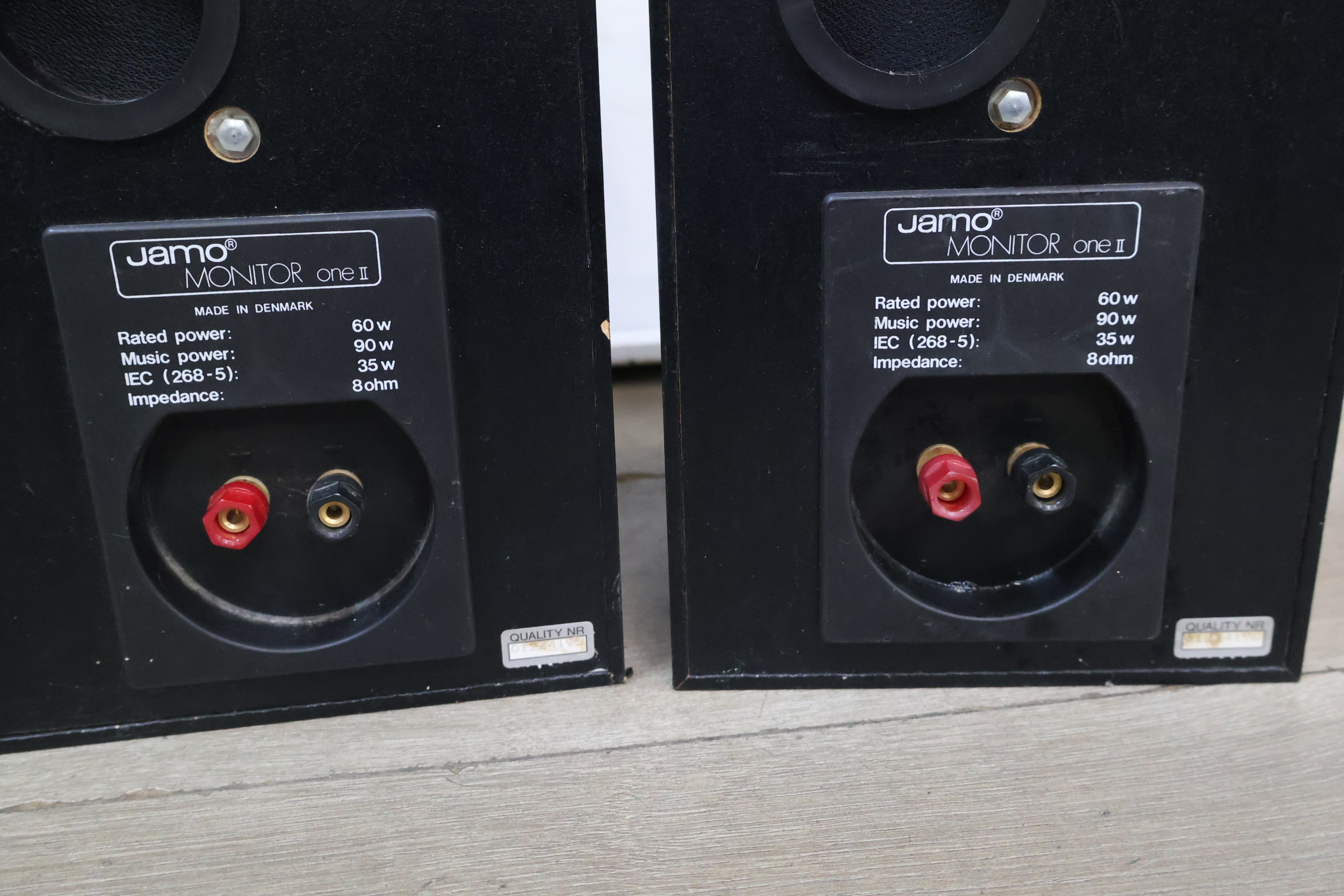 Jamo Monitor One luidsprekers set – foto 9 – kavel bij GSD Auctions, Zoeterwoude