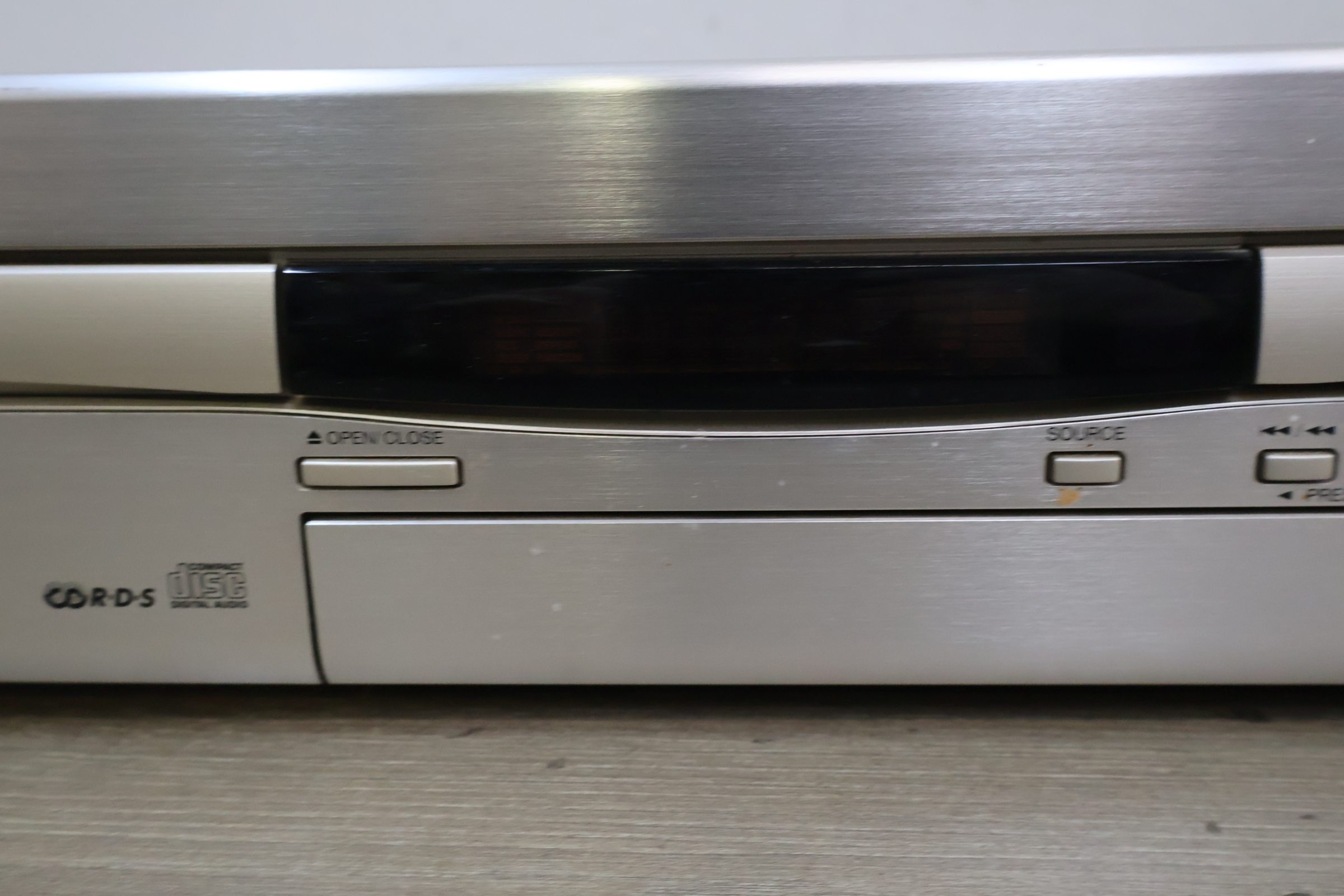 Onkyo CR-70R CD Receiver – foto 7 – kavel bij GSD Auctions, Zoeterwoude