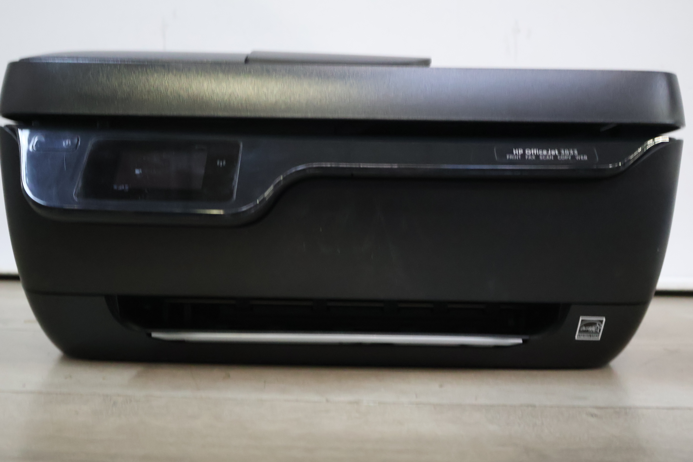 HP OfficeJet 3833 all-in-one printer – foto 7 – kavel bij GSD Auctions, Zoeterwoude