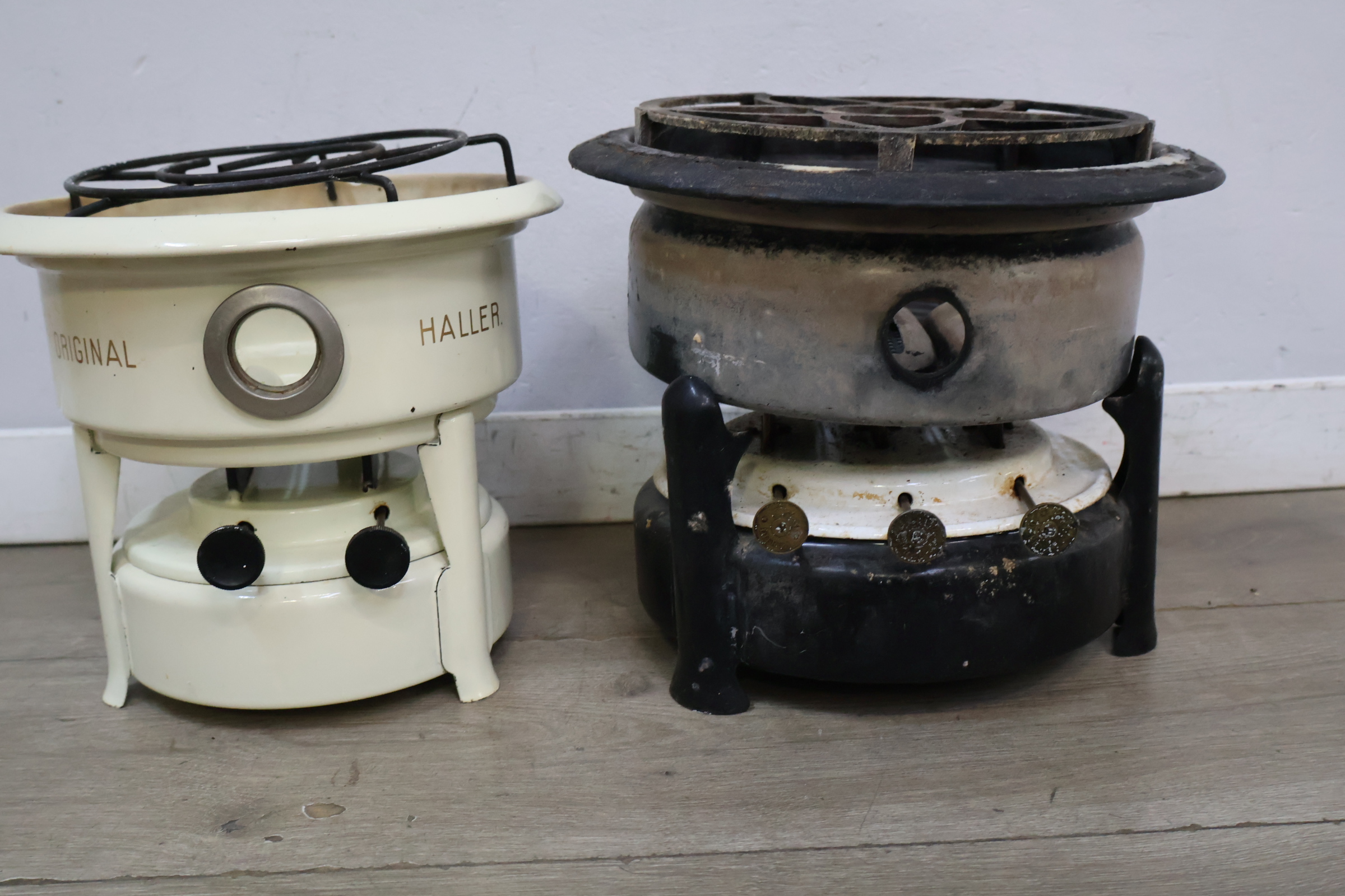 Set vintage petroleum-stellen waaronder Haller – foto 5 – kavel bij GSD Auctions, Zoeterwoude