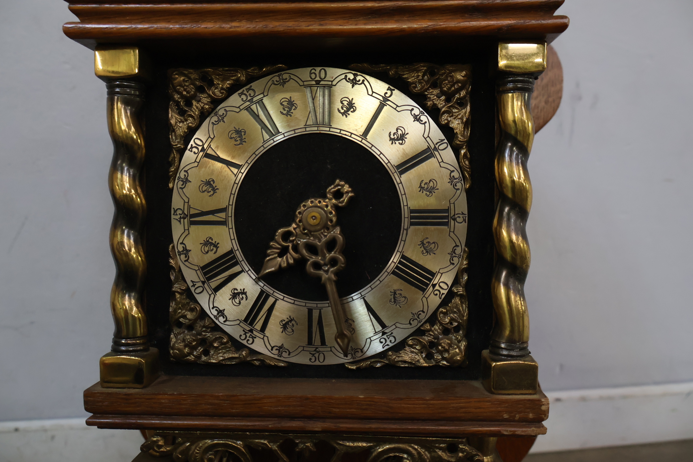 Zaanse Wandklok – foto 5 – kavel bij GSD Auctions, Zoeterwoude