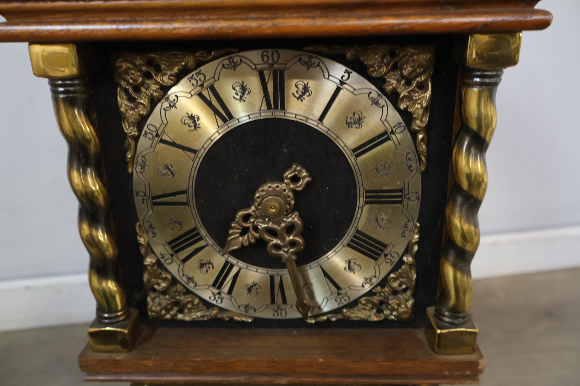 Zaanse Wandklok – foto 7 – kavel bij GSD Auctions, Zoeterwoude