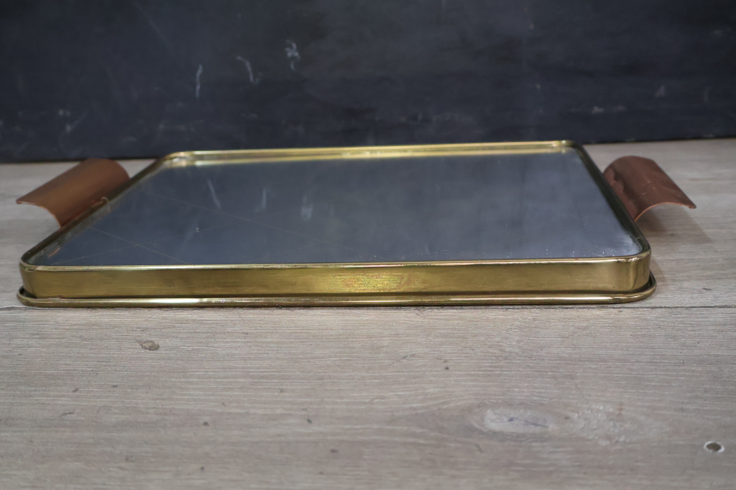 Set van 6 Kristallen Likeurglazen met vintage Dienblad – foto 9 – kavel bij GSD Auctions, Zoeterwoude