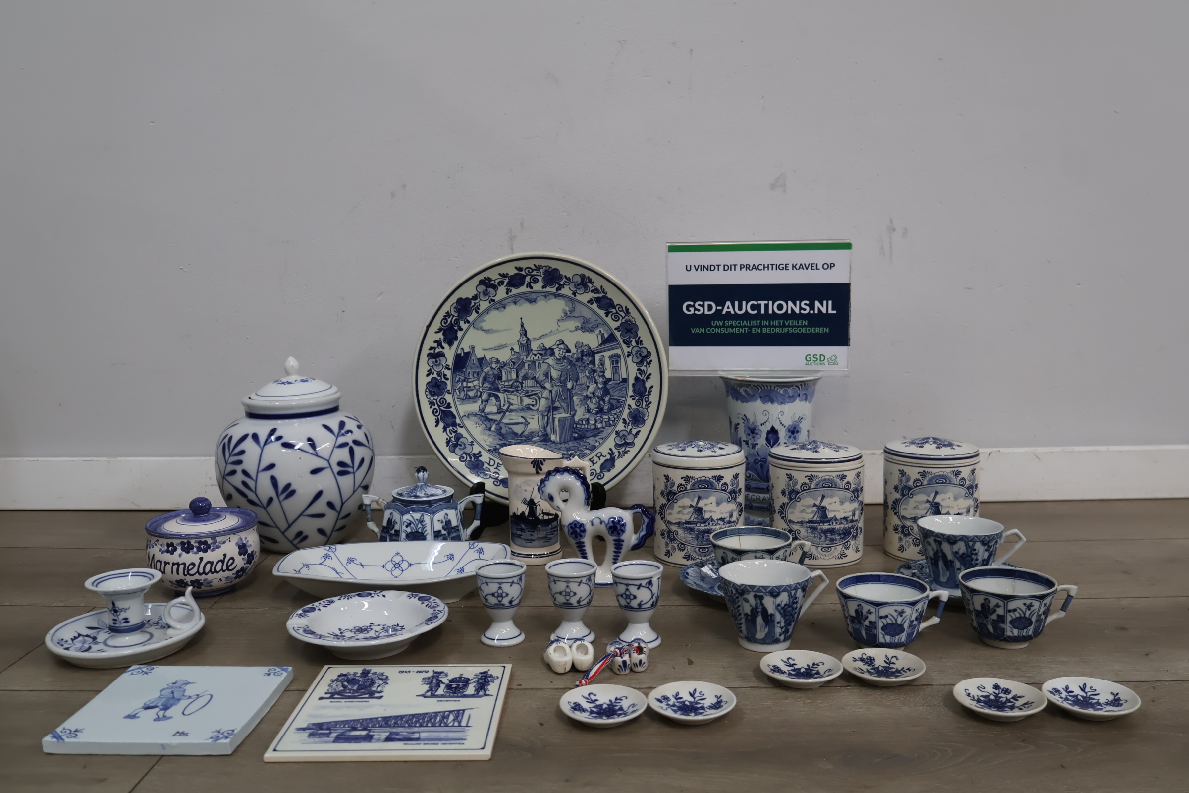Grote Set Blauw-Wit Porselein – foto 2 – kavel bij GSD Auctions, Zoeterwoude
