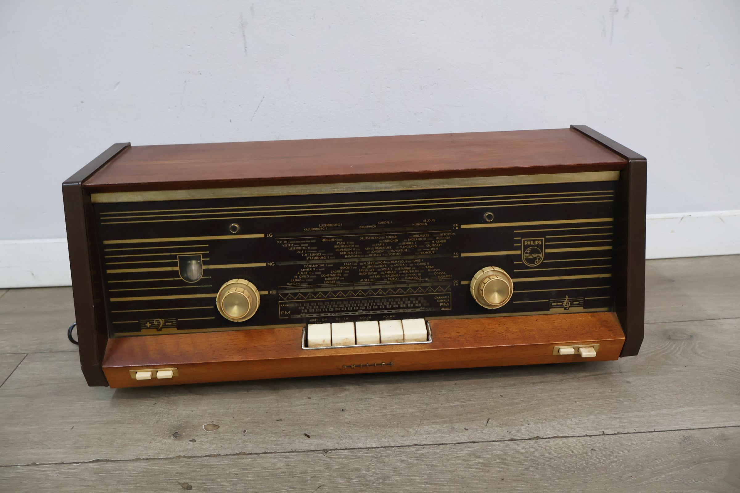 Philips vintage radio - Jaren '60 – foto 3 – kavel bij GSD Auctions, Zoeterwoude