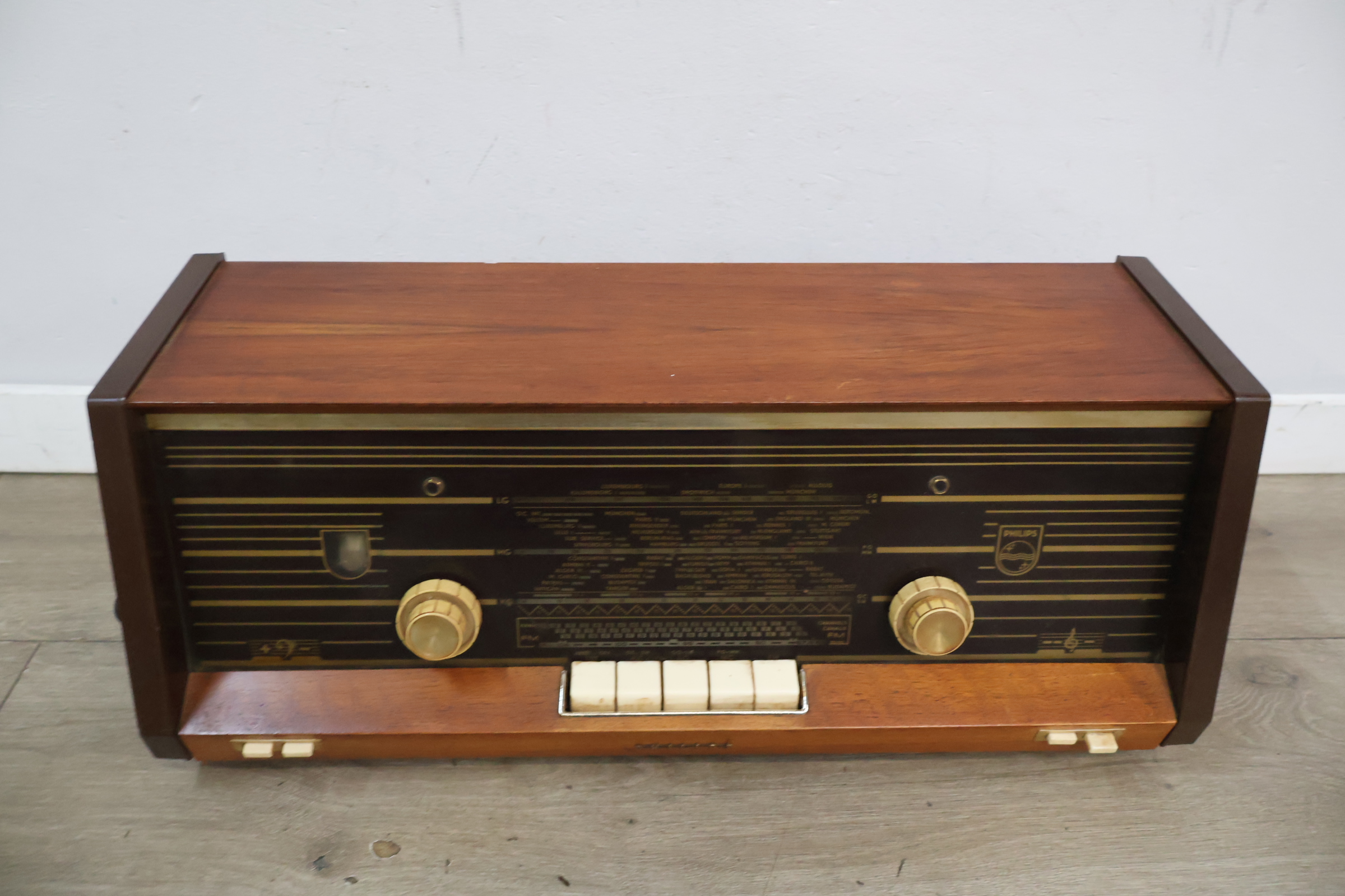Philips vintage radio - Jaren '60 – foto 4 – kavel bij GSD Auctions, Zoeterwoude
