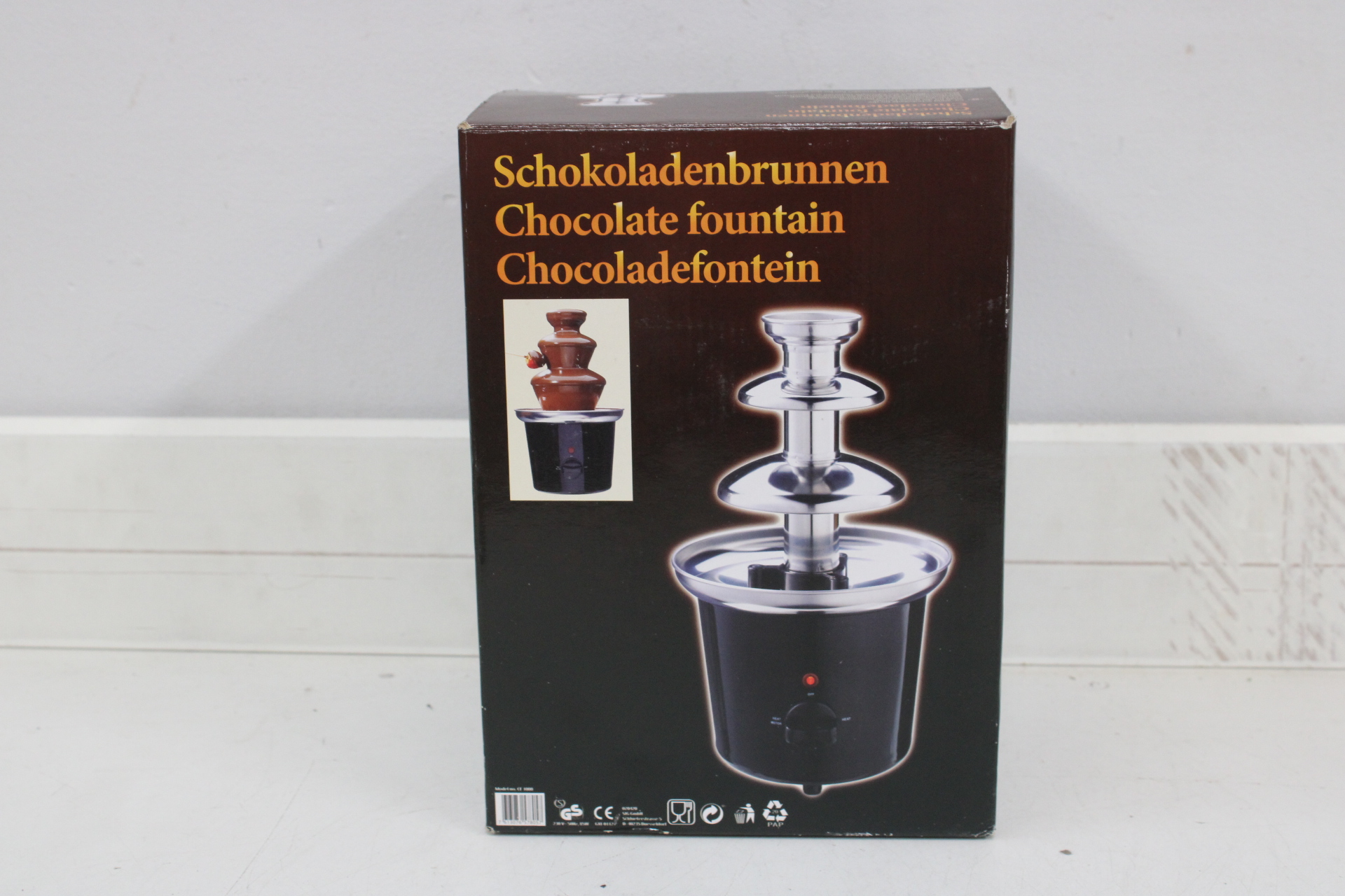 Chocoladefontein in doos' – foto 2 – kavel bij GSD Auctions, Zoeterwoude