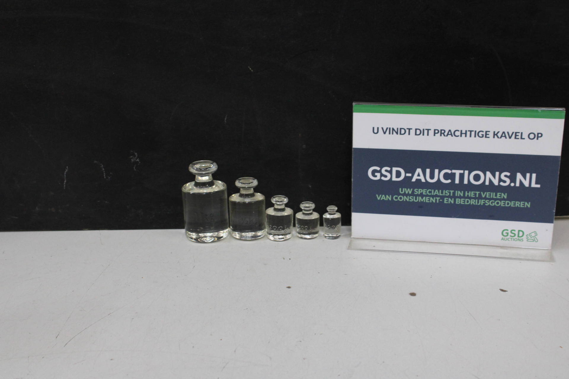 Set van 5 glazen gewichten' – foto 2 – kavel bij GSD Auctions, Zoeterwoude