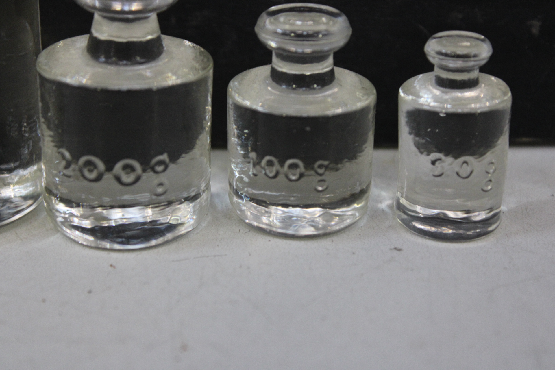 Set van 5 glazen gewichten' – foto 6 – kavel bij GSD Auctions, Zoeterwoude
