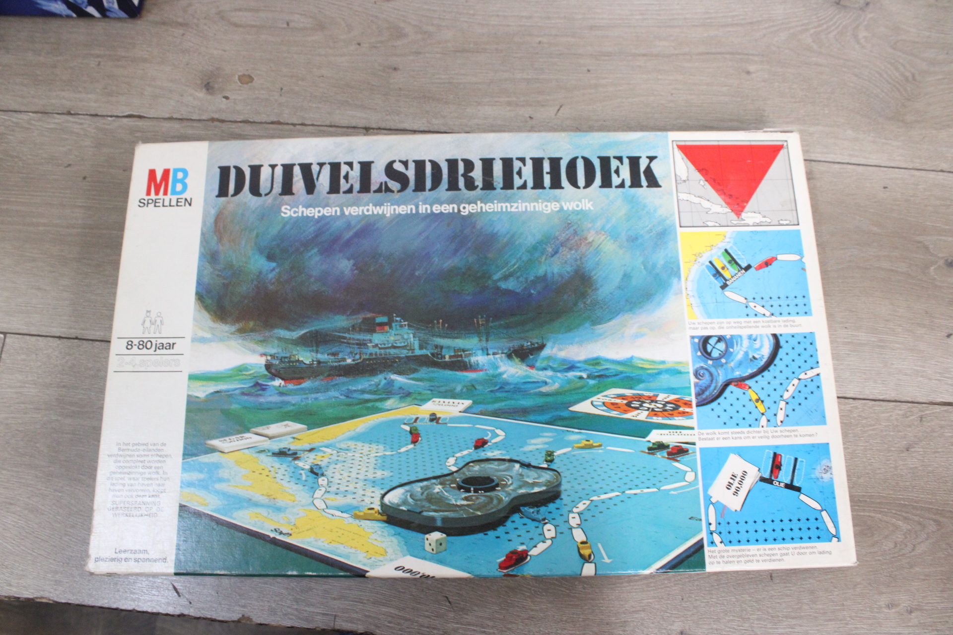 Spellenpakket met oa Trivial Pursuit, Cash & Run' – foto 9 – kavel bij GSD Auctions, Zoeterwoude