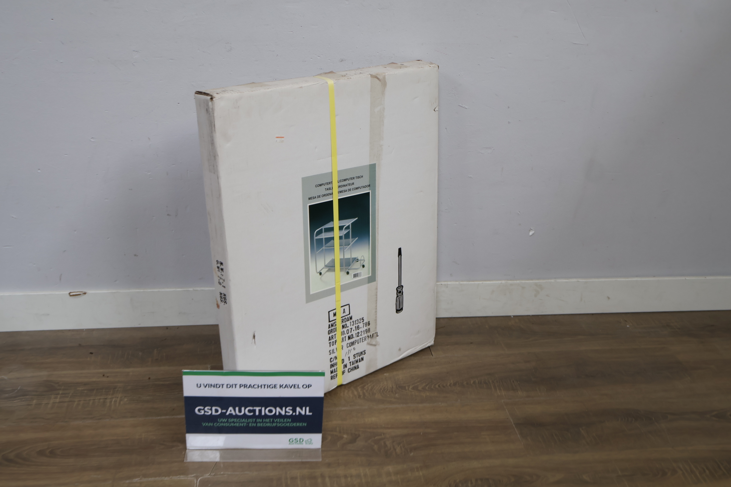Computer Unit Tafel op wieltjes' – foto 2 – kavel bij GSD Auctions, Zoeterwoude