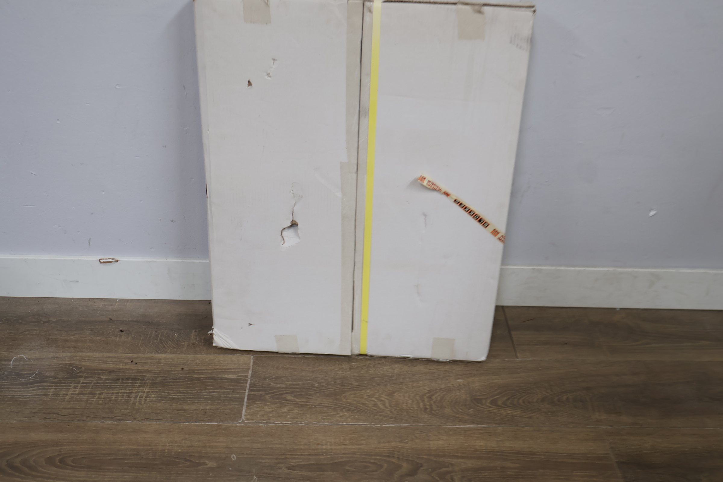 Computer Unit Tafel op wieltjes' – foto 7 – kavel bij GSD Auctions, Zoeterwoude