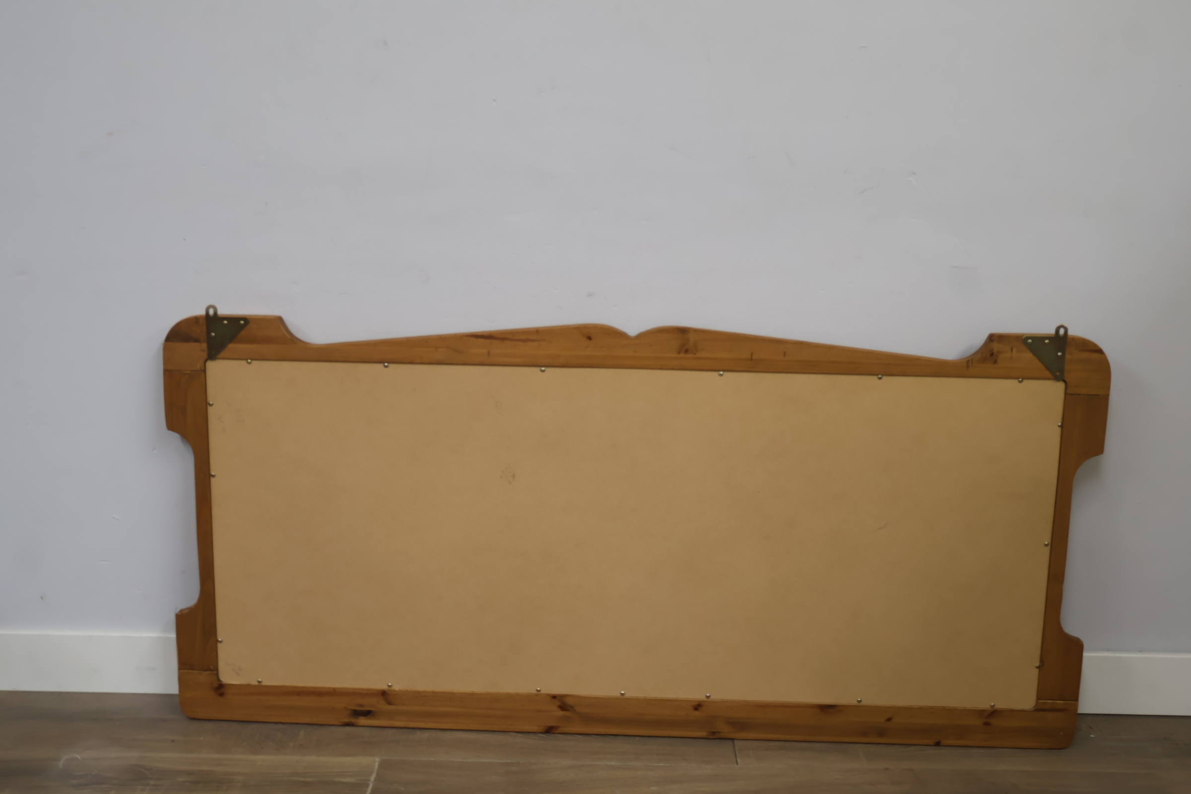 Houten Wandspiegel' – foto 5 – kavel bij GSD Auctions, Zoeterwoude