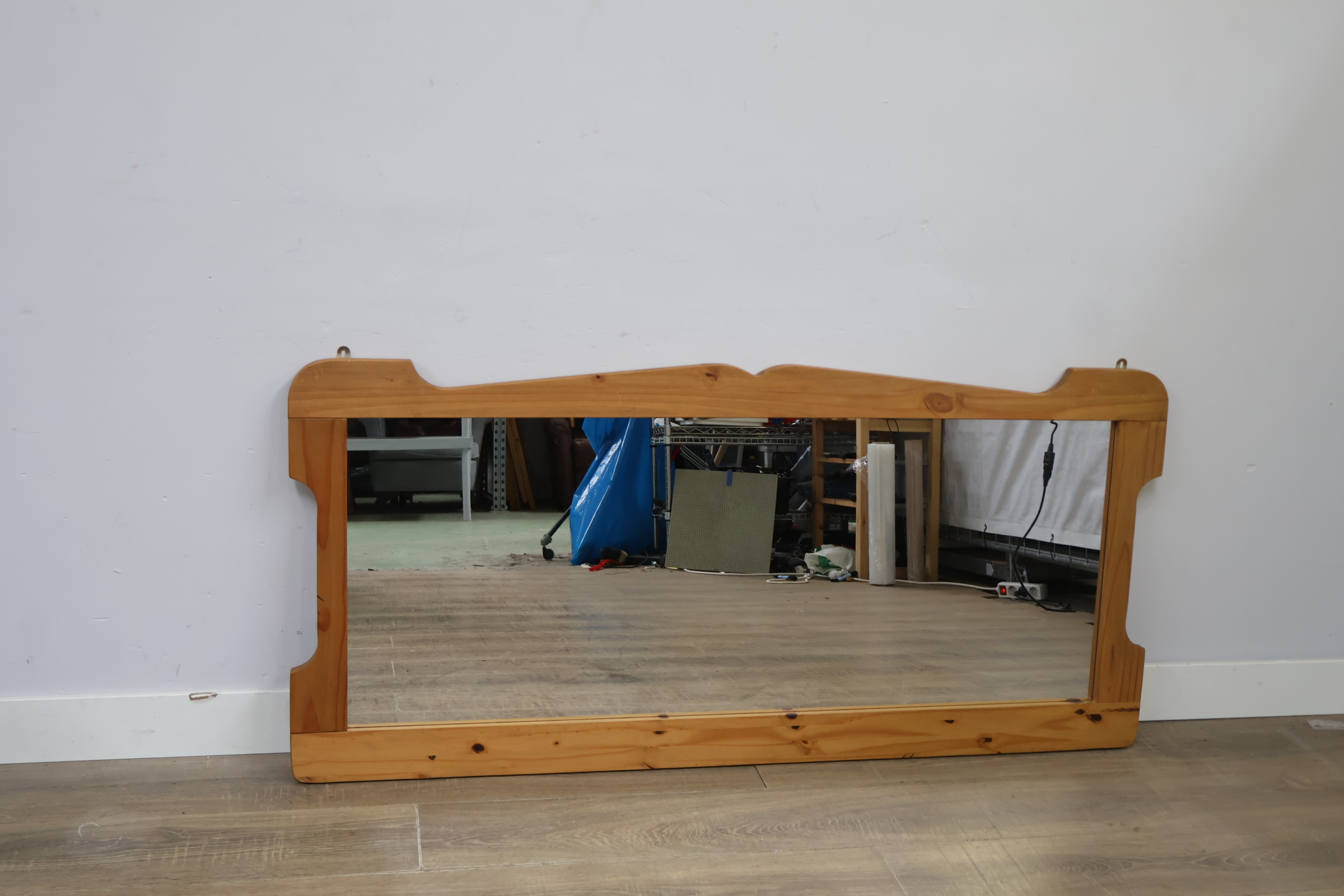 Houten Wandspiegel' – foto 7 – kavel bij GSD Auctions, Zoeterwoude