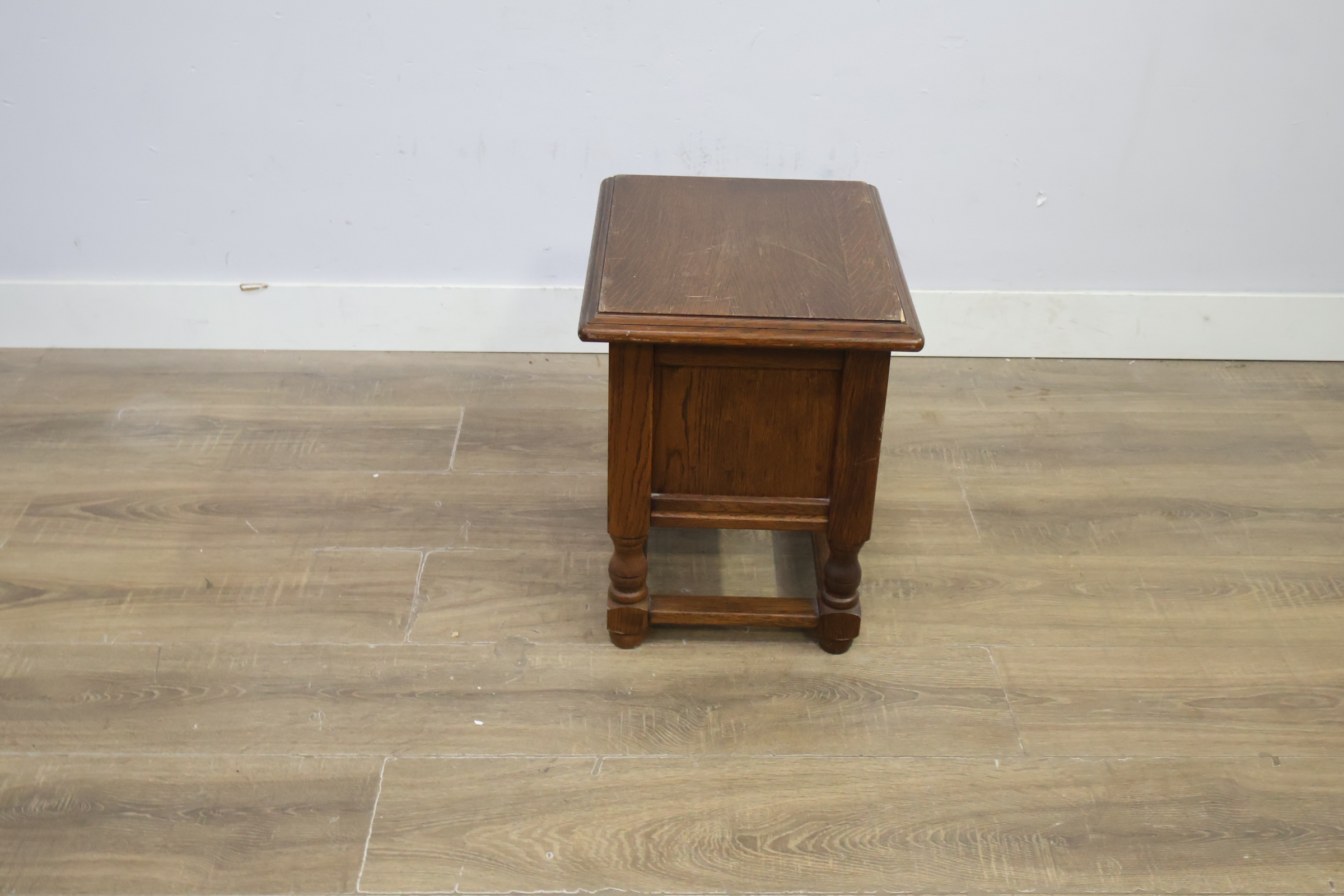 Houten ladeblok met twee laden' – foto 3 – kavel bij GSD Auctions, Zoeterwoude