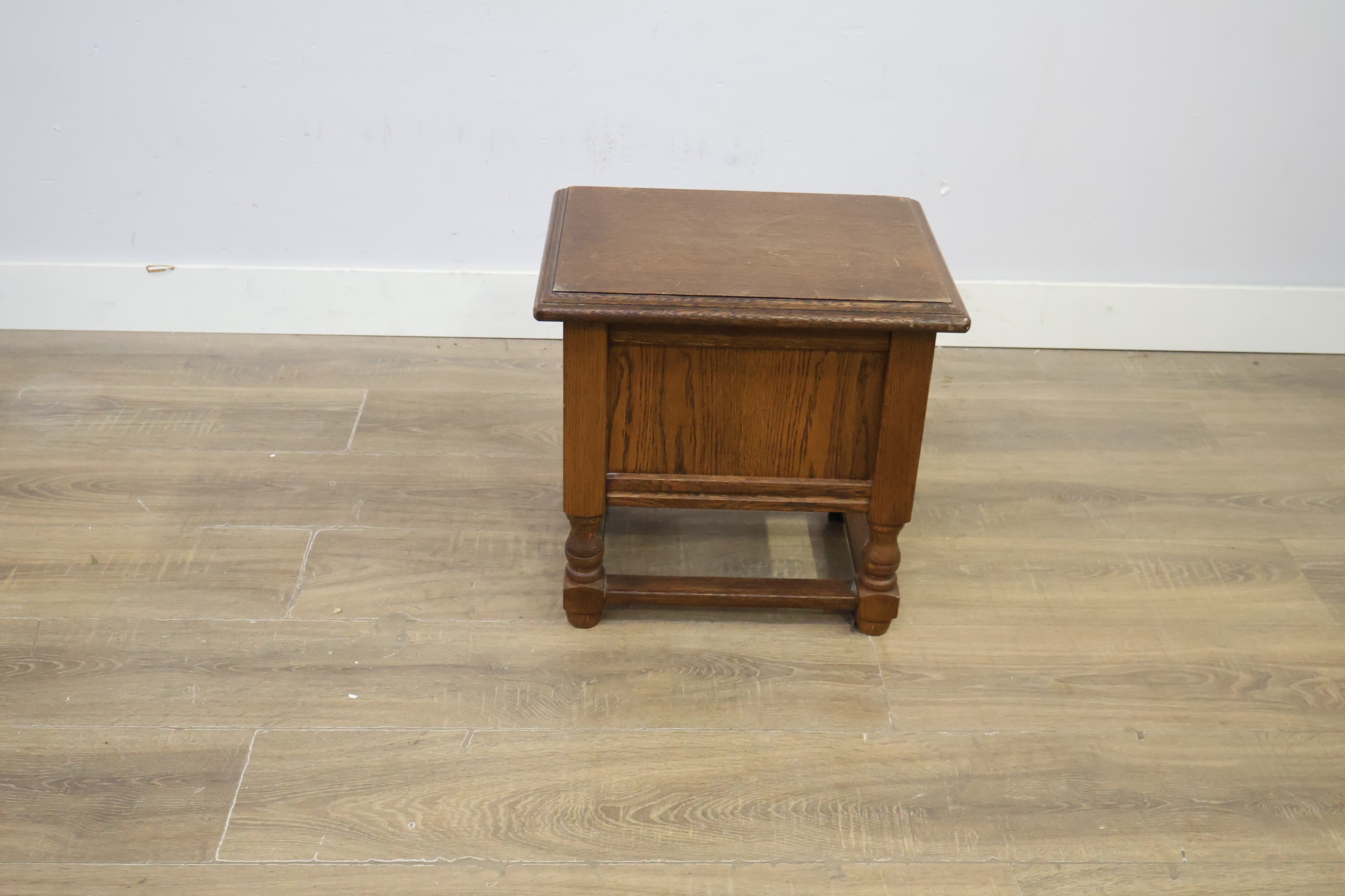 Houten ladeblok met twee laden' – foto 5 – kavel bij GSD Auctions, Zoeterwoude