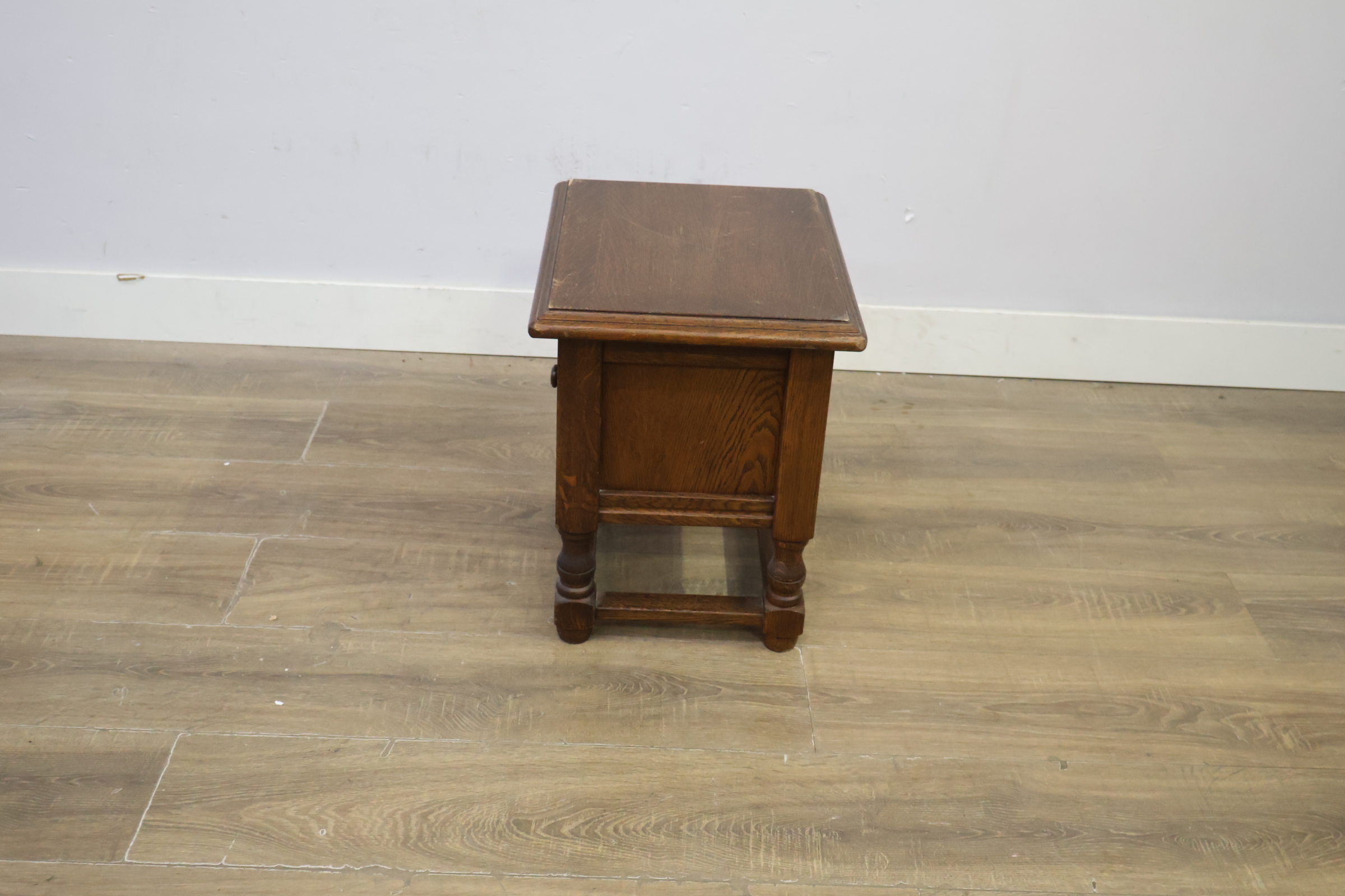 Houten ladeblok met twee laden' – foto 7 – kavel bij GSD Auctions, Zoeterwoude